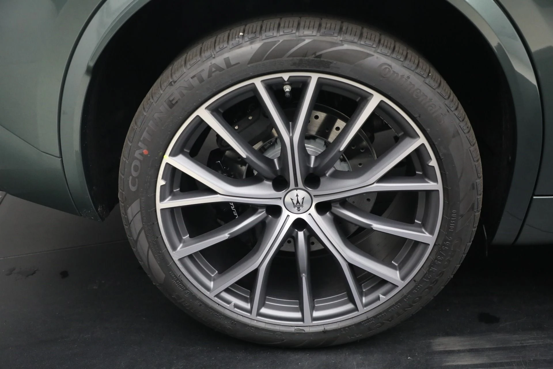 mph023_296381153_New_2026_Maserati_Grecale_Modena_V6_1777492729_8c1adb3acf