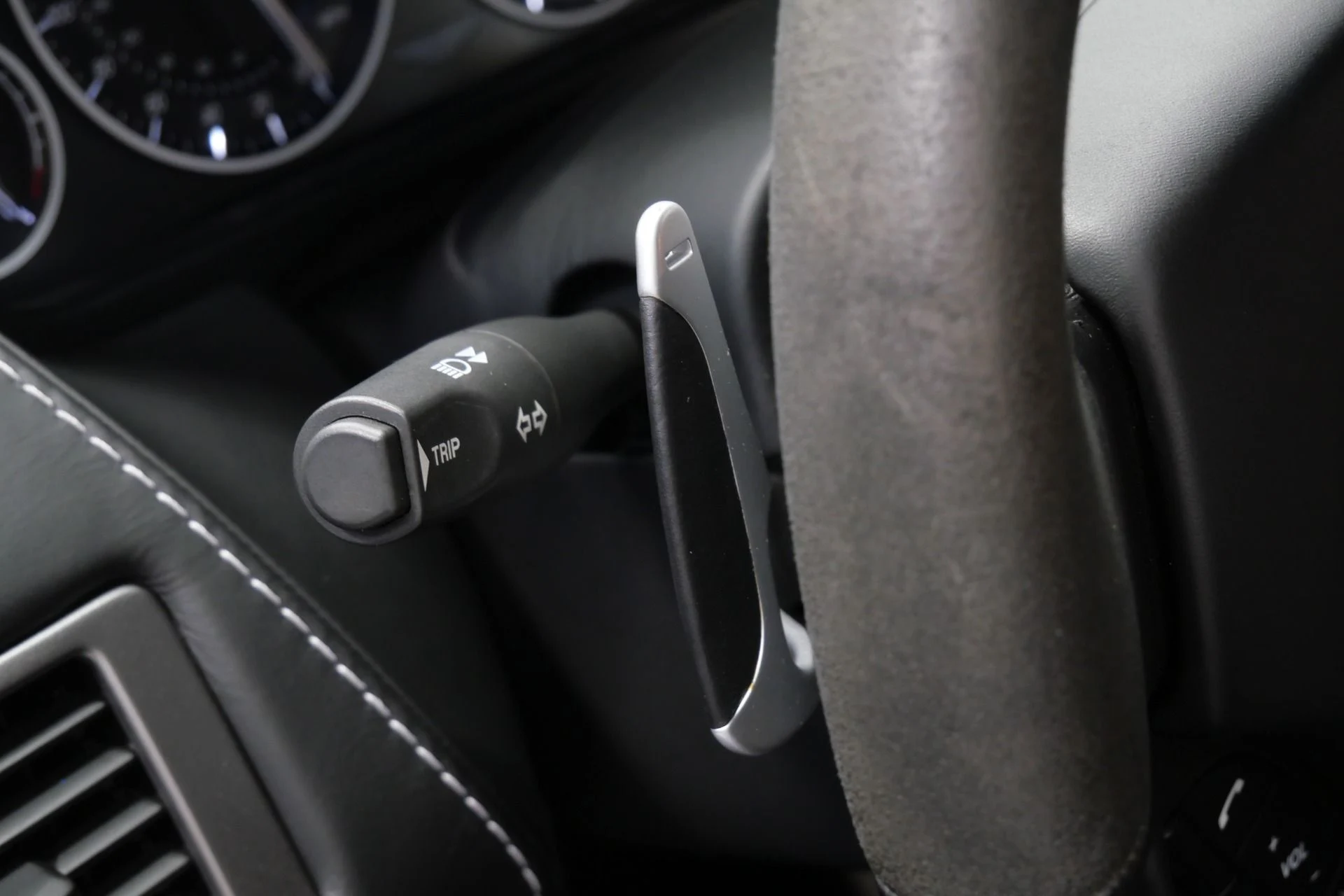 mph023_2970882235_Used_2012_Aston_Martin_DBS_Carbon_Edition_1761154594_343b8eb450