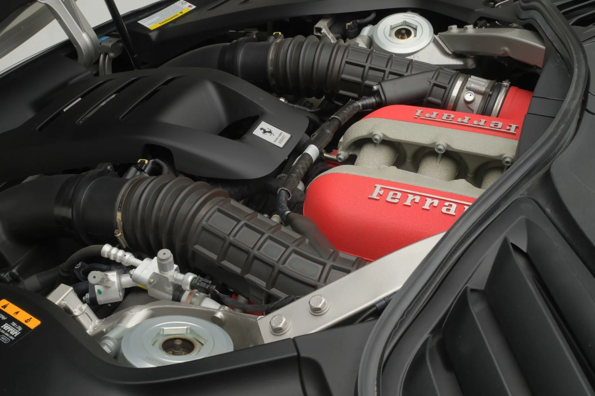 mph023_2972339419_Used_2024_Ferrari_Purosangue_1772737005_0cc1851b95