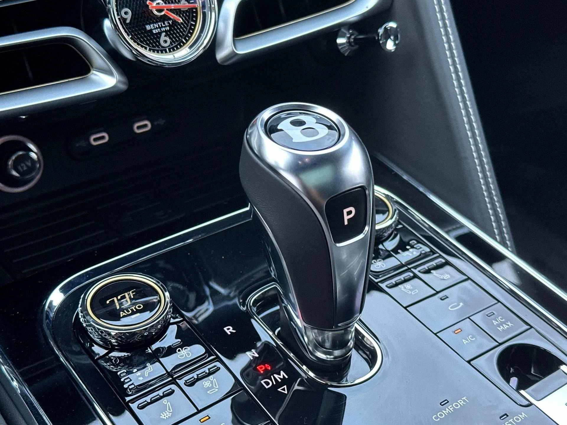 mph023_2980659935_New_2026_Bentley_Flying_Spur_1766589035_66608dc738