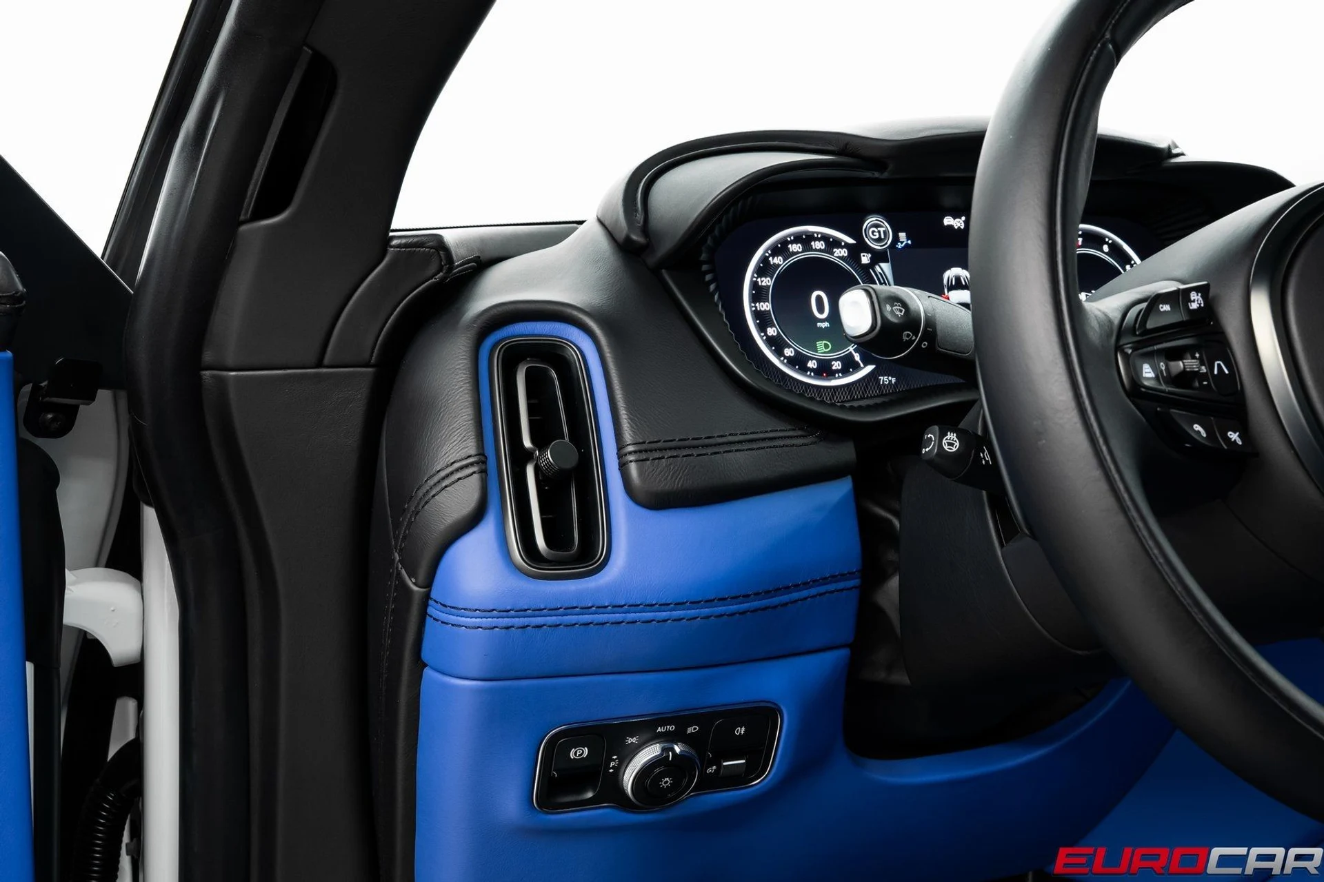 mph023_2981737241_image_24_768ef077b8