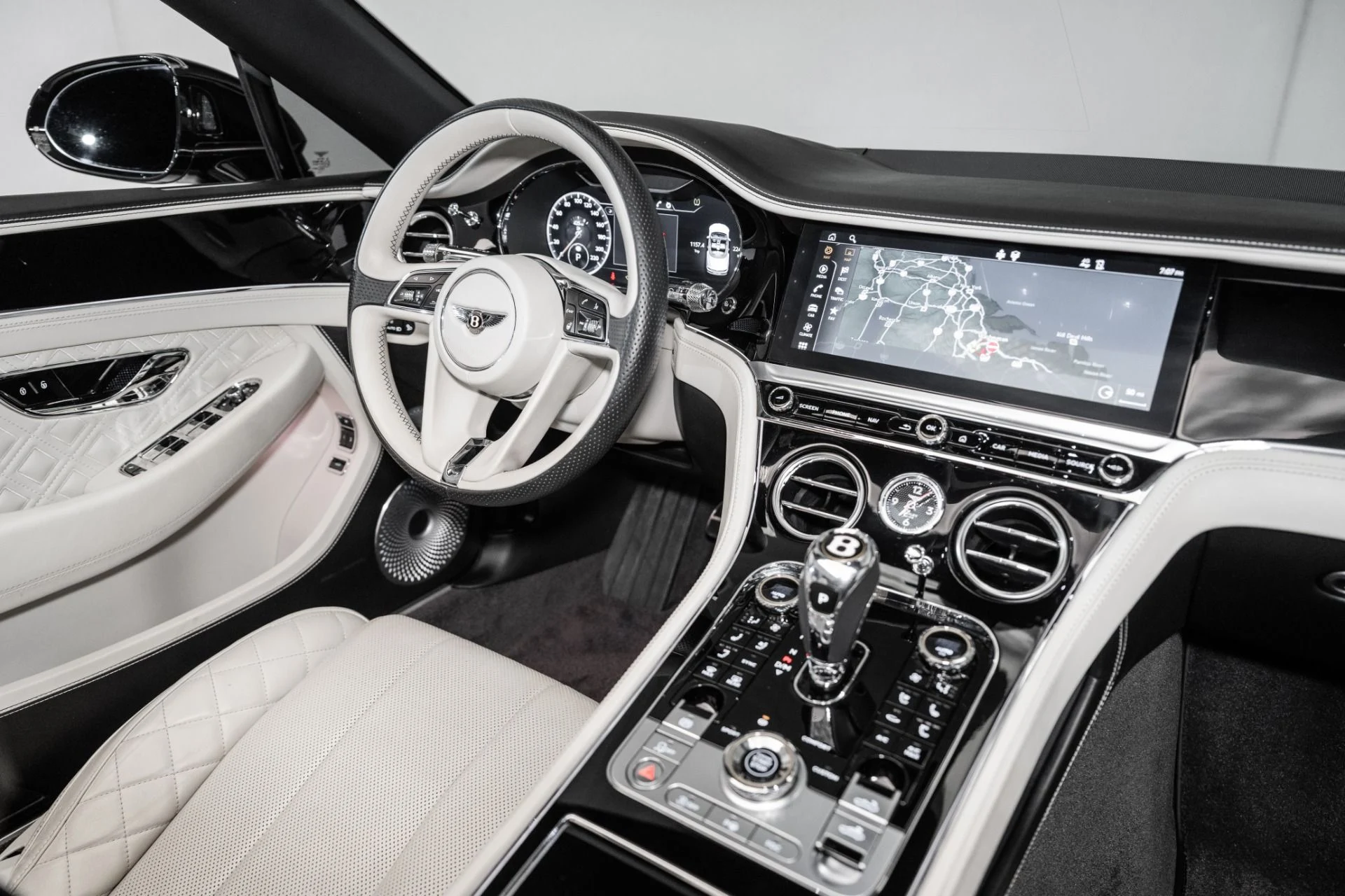 mph023_2986126532_Used_2020_Bentley_Continental_GTC_V8_1739205843_1132605c3b
