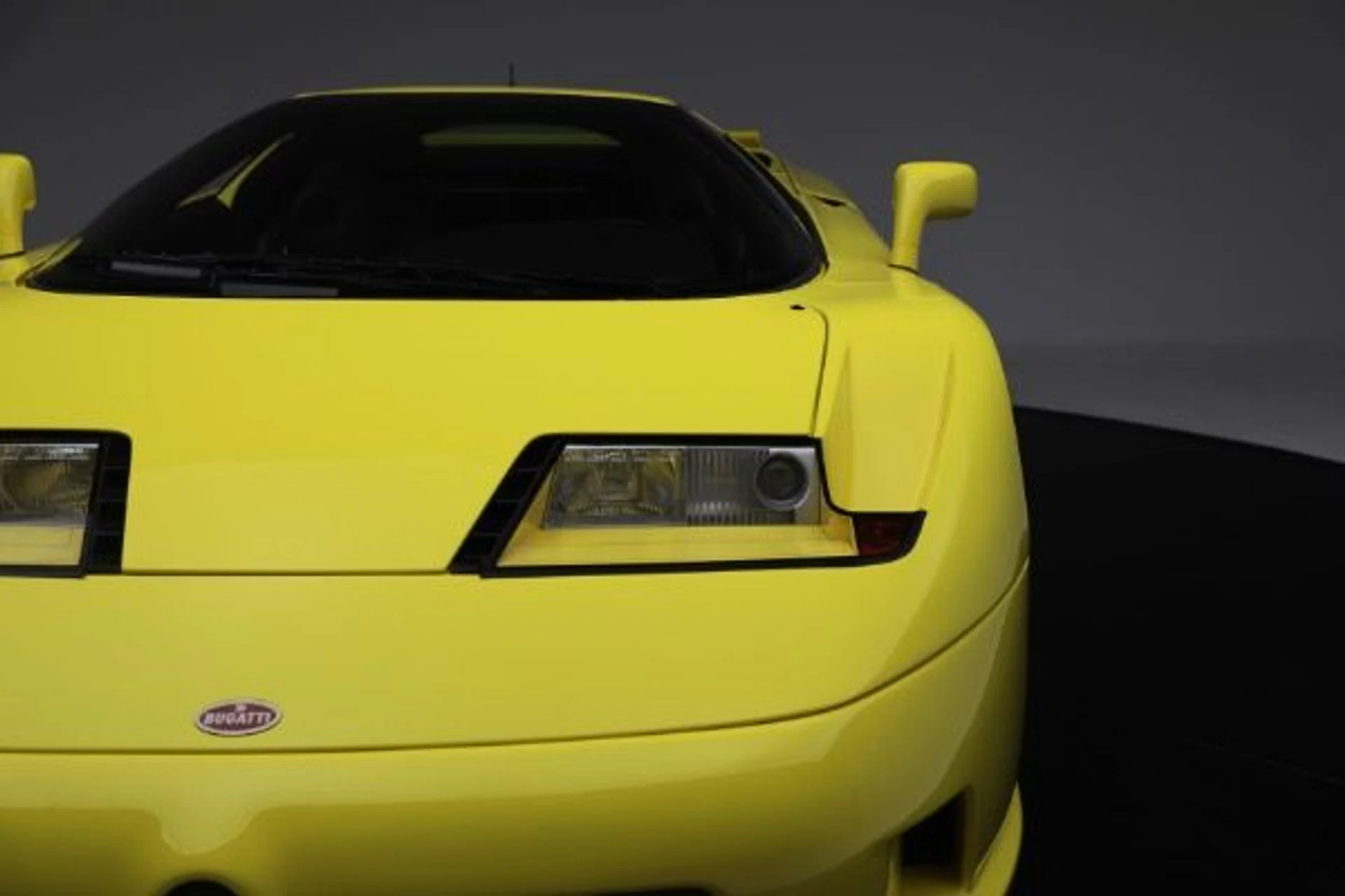 mph023_2989917269_Used_1994_Bugatti_EB_110_Super_Sport_5db911e8c5