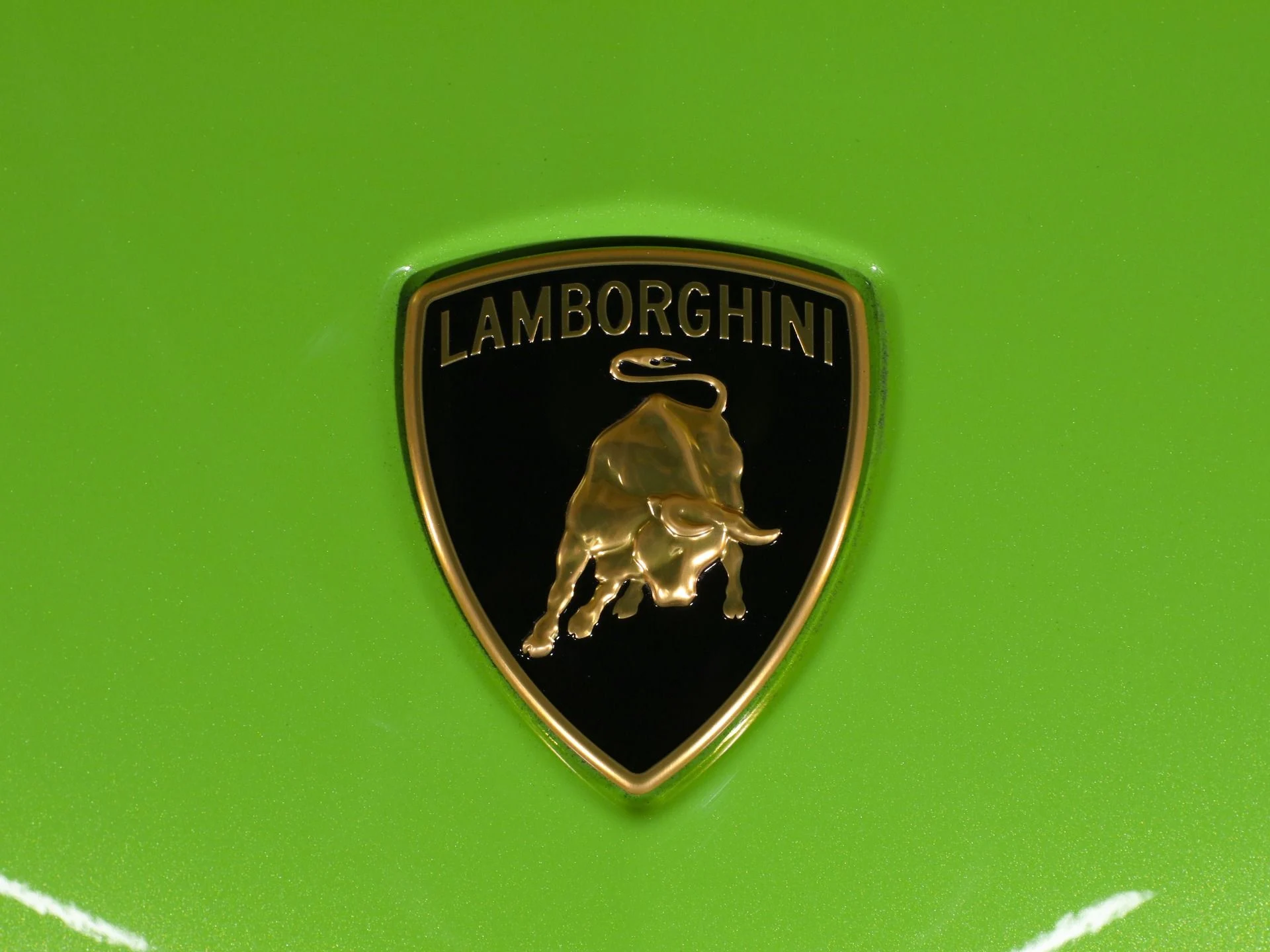 mph023_2989940715_New_2025_Lamborghini_Urus_SE_1756395127_62ba728162