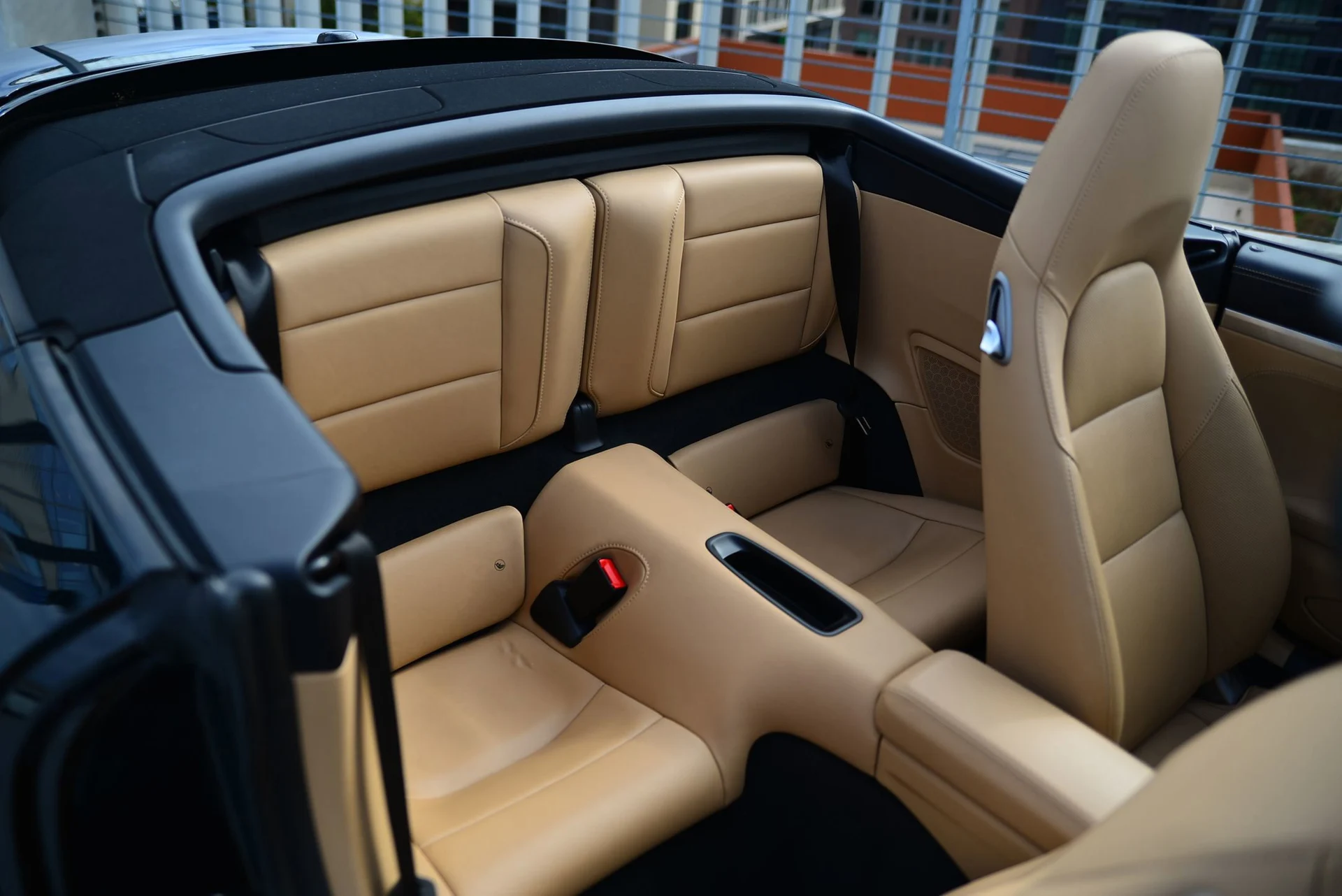 mph023_2996371768_40644c6bd1e588274aab0682d8340d61x_c470ecab03