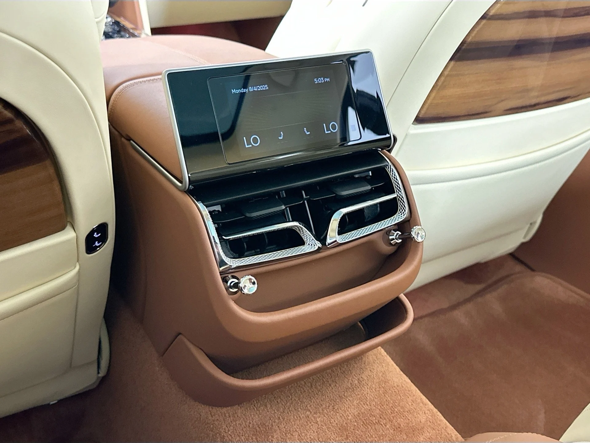 mph023_2996427546_24_1499d5d722