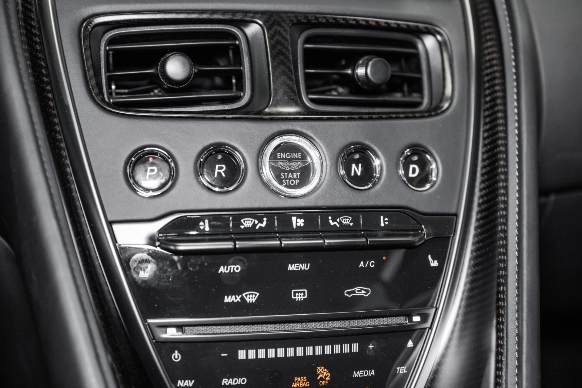 mph023_2997183800_Used_2023_Aston_Martin_DBS_770_Ultimate_1778011376_fa963983bf