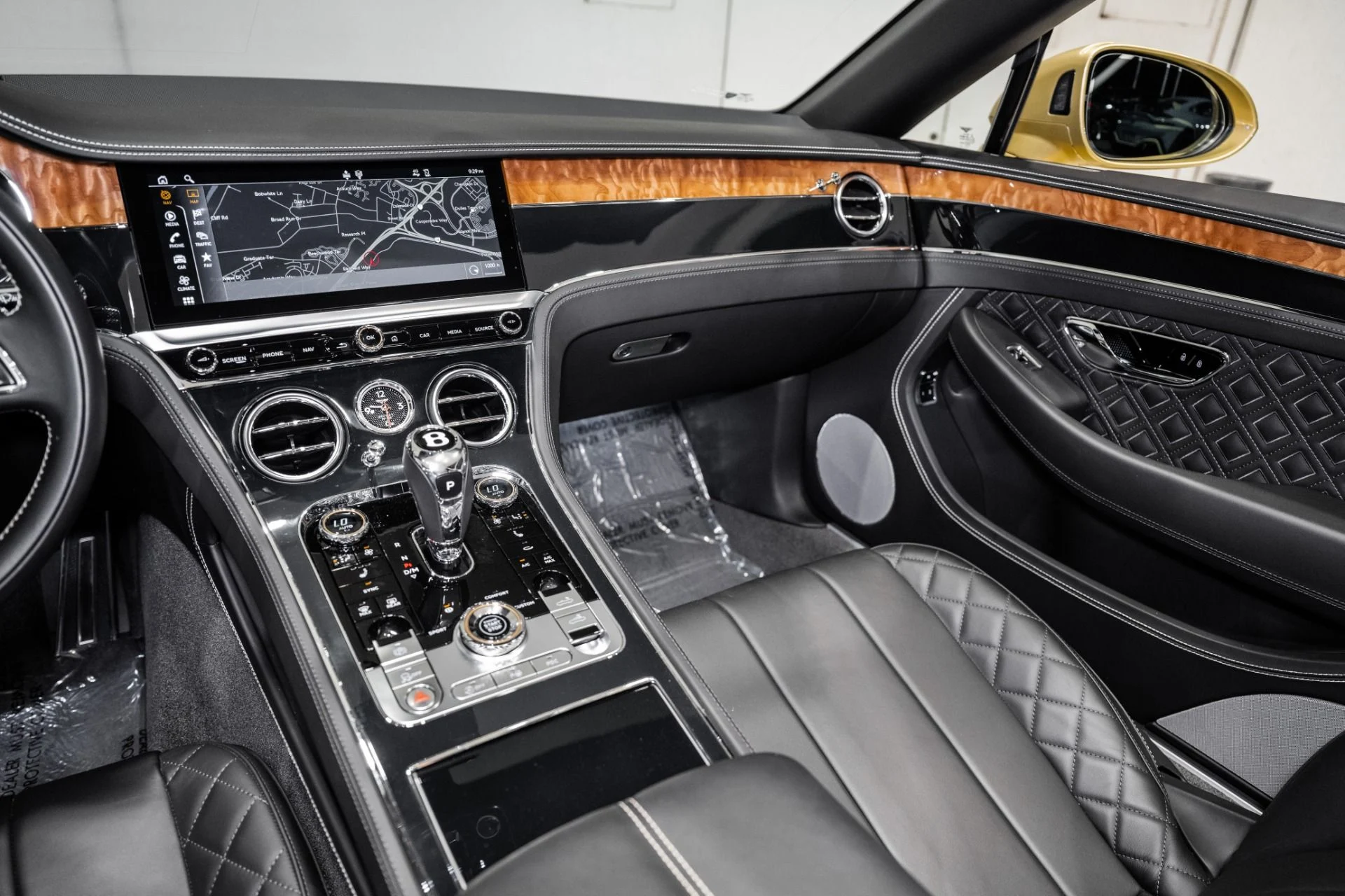 mph023_299725527_Used_2022_Bentley_Continental_GTC_1776402771_a269559b98