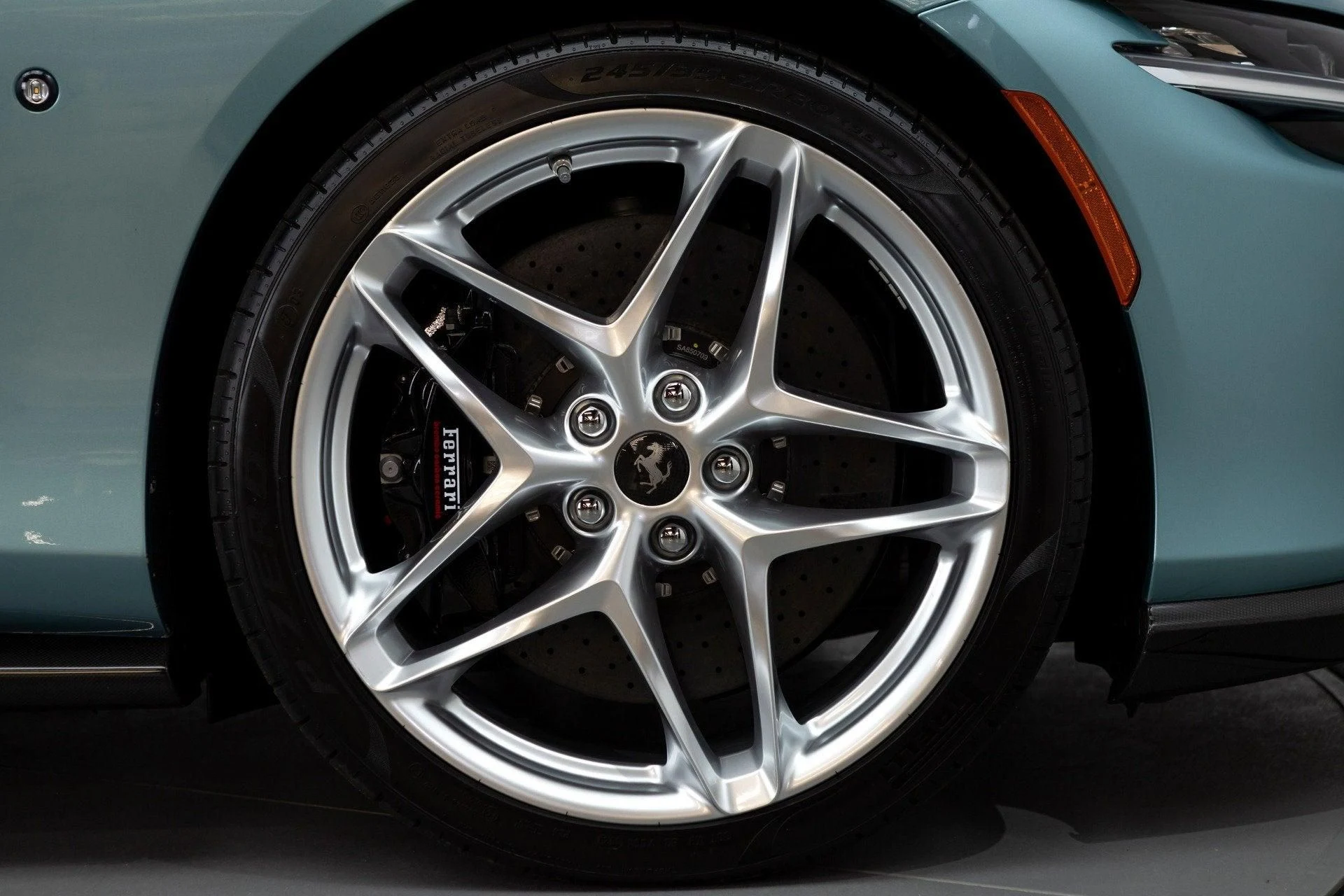 mph023_2997471961_Used_2024_Ferrari_Roma_Spider_1777382672_c4a91f0052