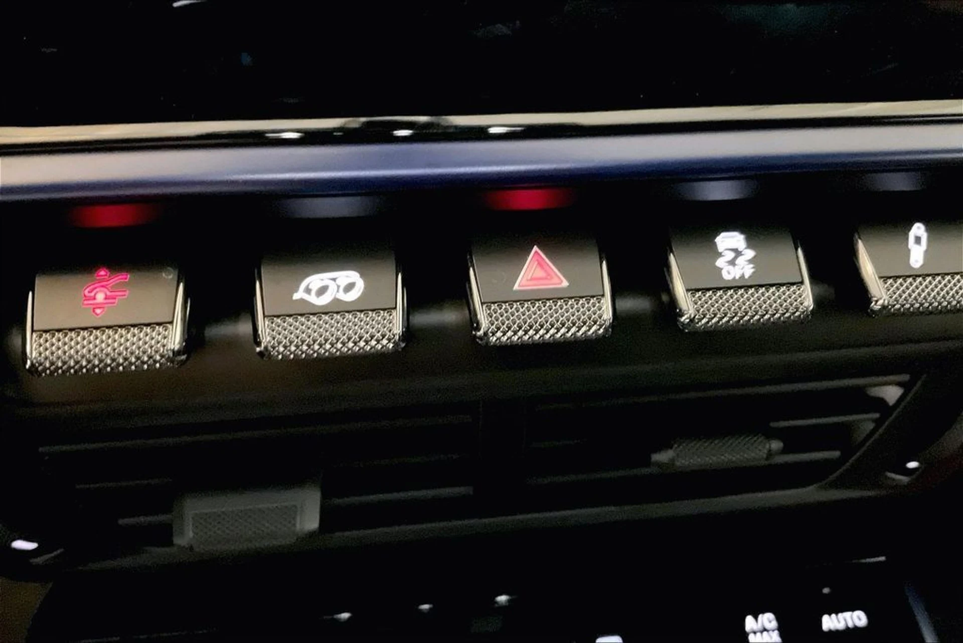 mph023_3008584679_4b39dd3fddf5c17d79aa851eccfce16dx_ad8d7c69da