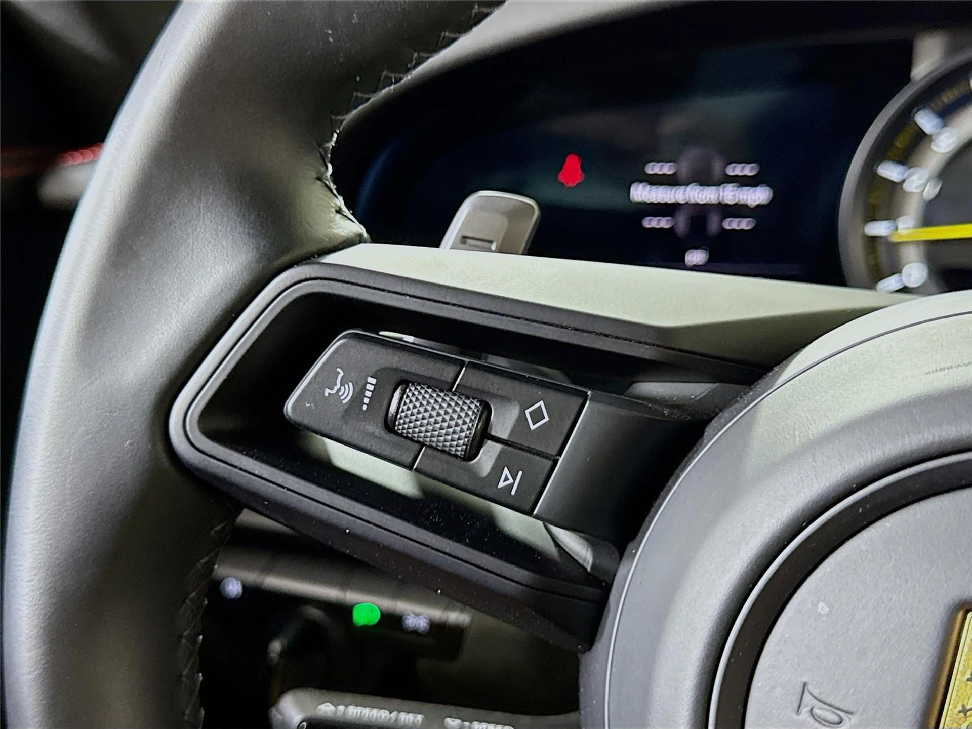 mph023_3019382431_51369e65978366e8d94e354c5d52dcf4_89df8fdb2e