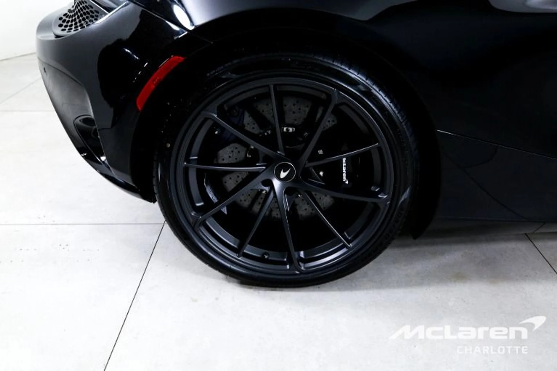 mph023_3025175318_Used_2027_Mc_Laren_750_S_5628440ecd