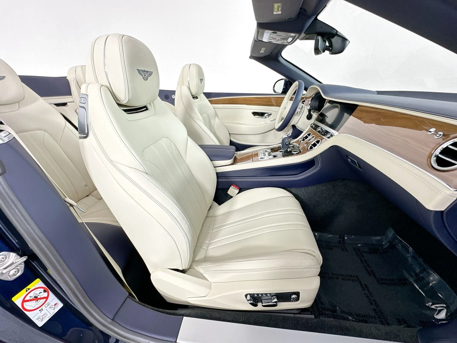 mph023_3027535086_24_16daa1fbe9