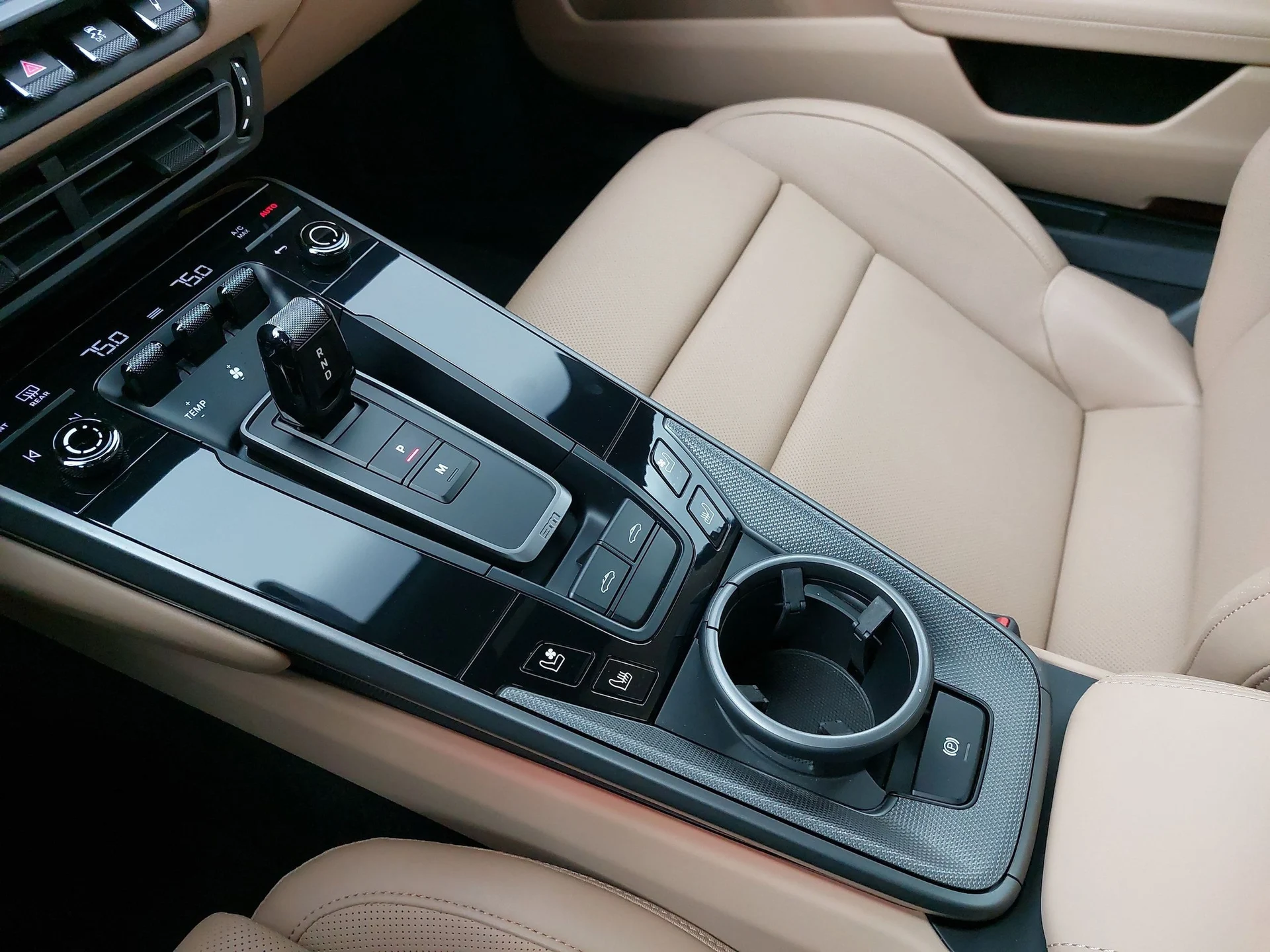 mph023_302838700_43218c254b61ab3dd1f472559c8f5fb2x_f8177f8beb