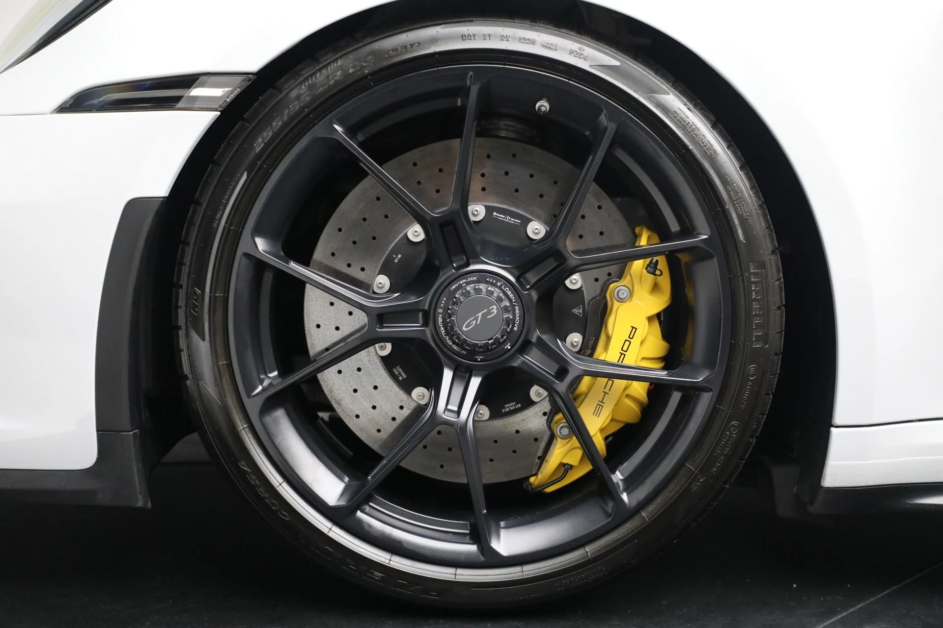 mph023_3033153806_Used_2022_Porsche_911_GT_3_1759348687_f71ad66ef3