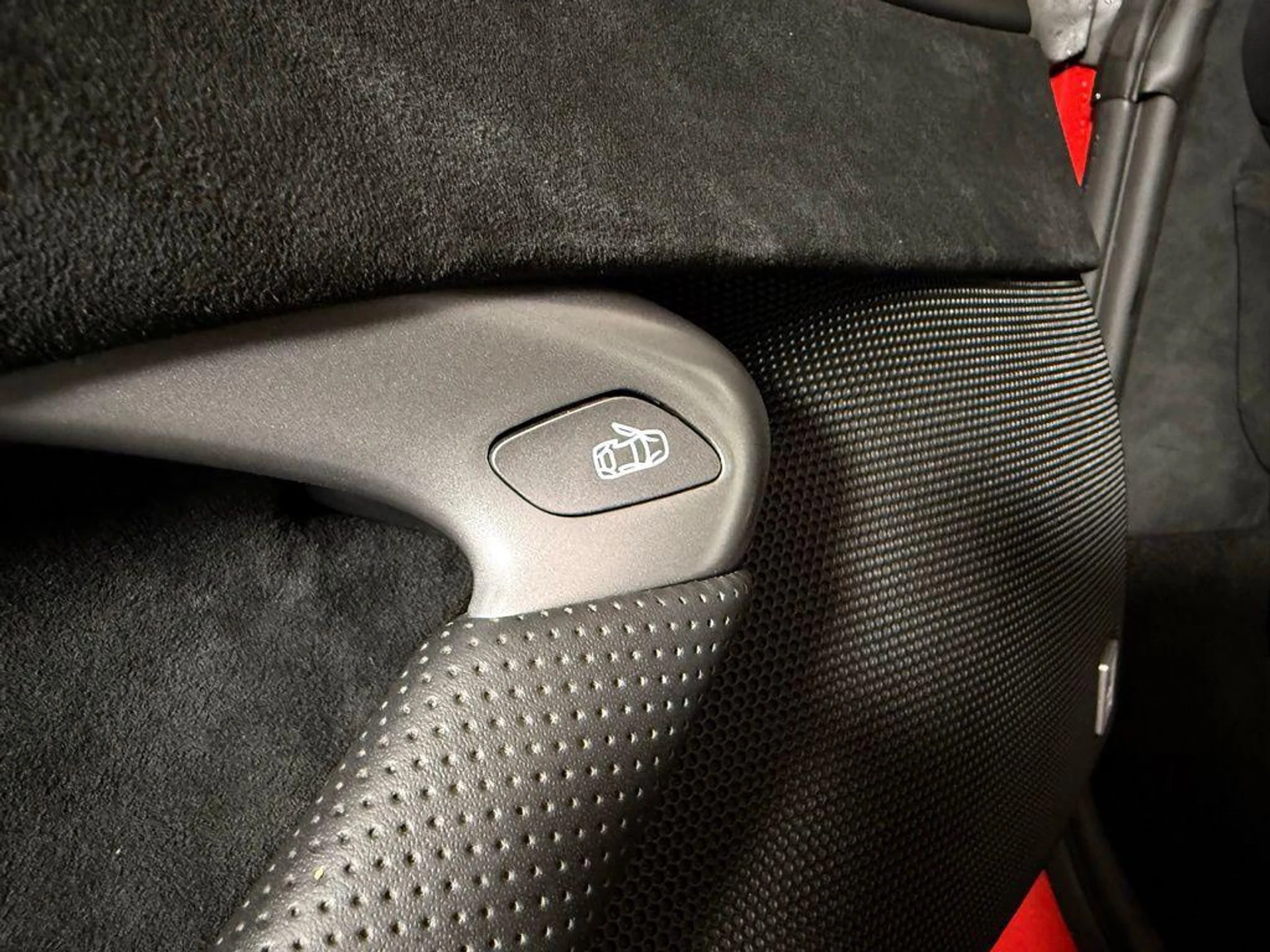 mph023_3039837126_vk_4_N_As560g_Tb_Dq_V_Ca_Ioc_B_T_Oa_U_6b8831544a