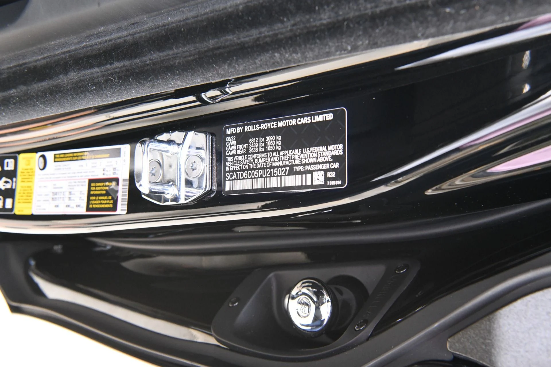 mph023_3040736515_11864_p25_l_1333f00f46