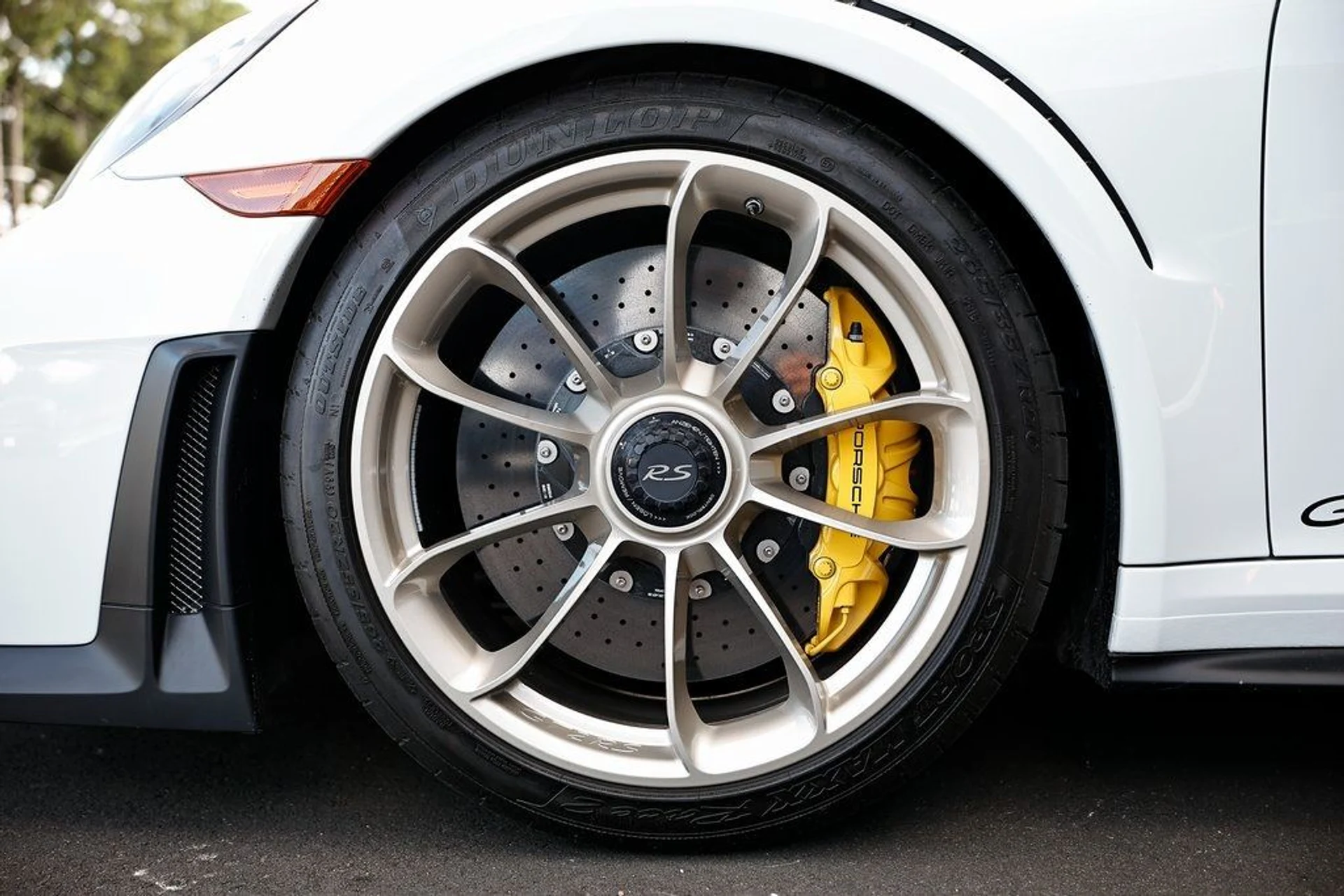 mph023_3044587334_59dd10e2336b4410125399da99e44a1f_d98ed86480