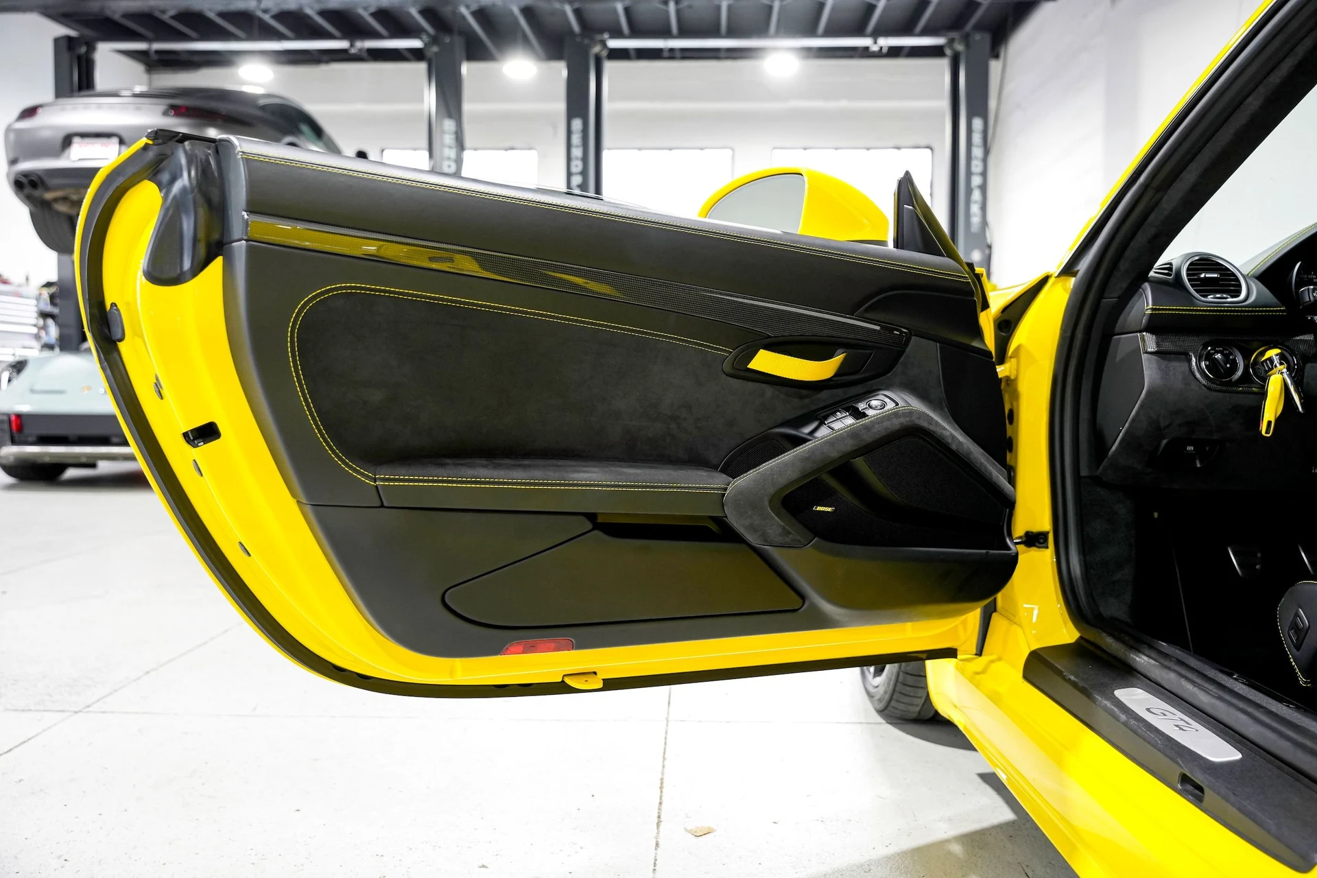 mph023_3054858941_6c2452e8ae3253b6a0b0f34d5630bddex_83e81113f9