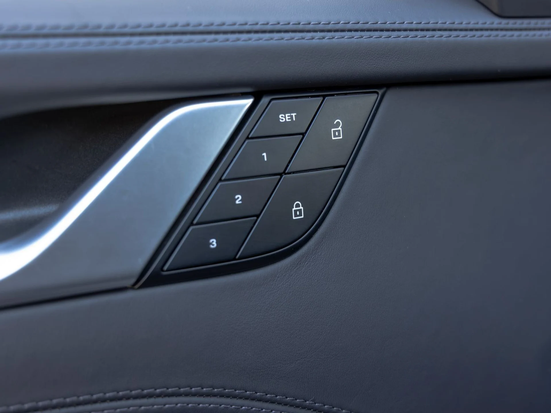 mph023_3059197858_24_3a8bbfd7e8