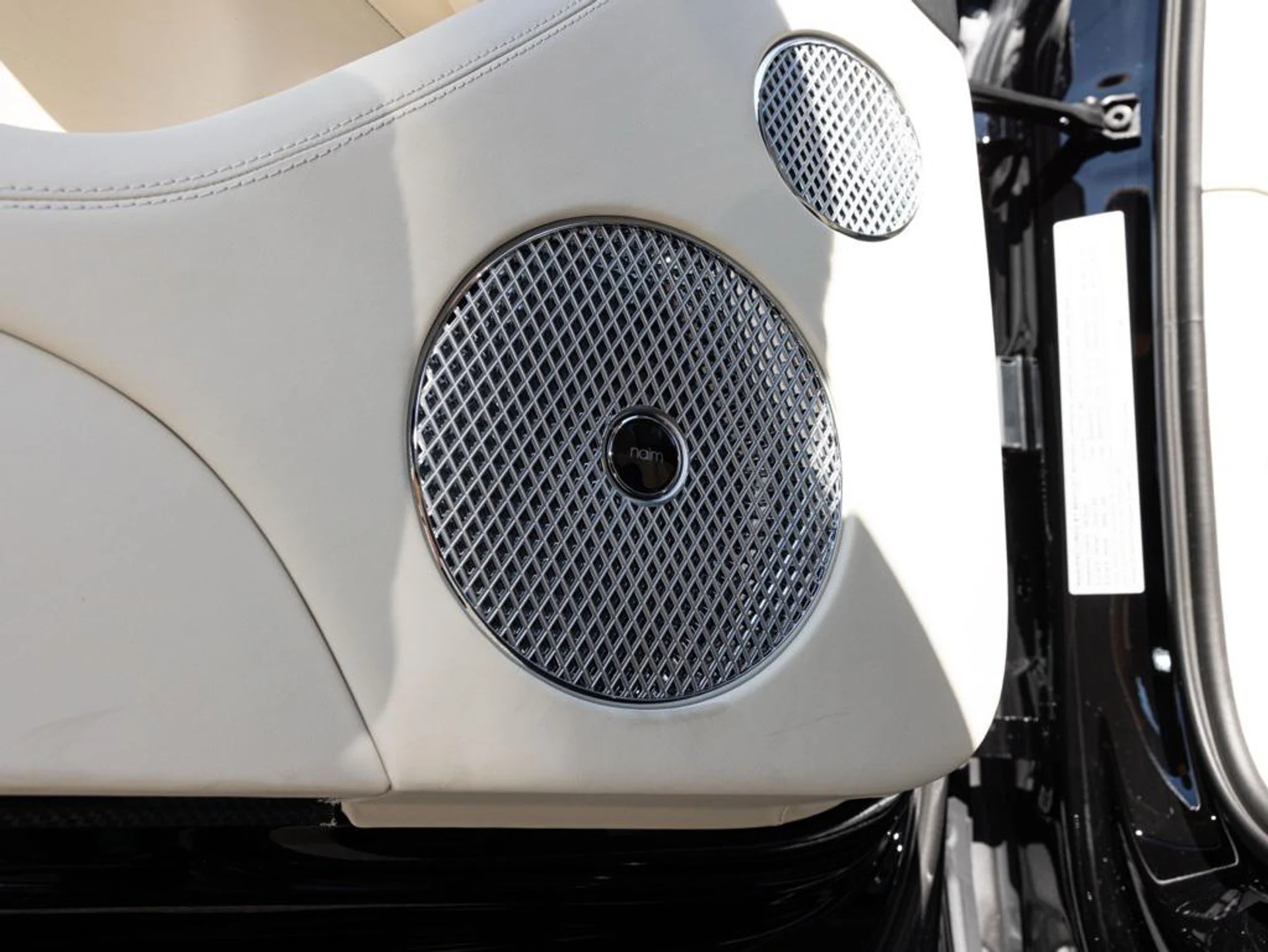 mph023_306140949_465336697_68f22a07c83056c645fcff2f_4f23b88382