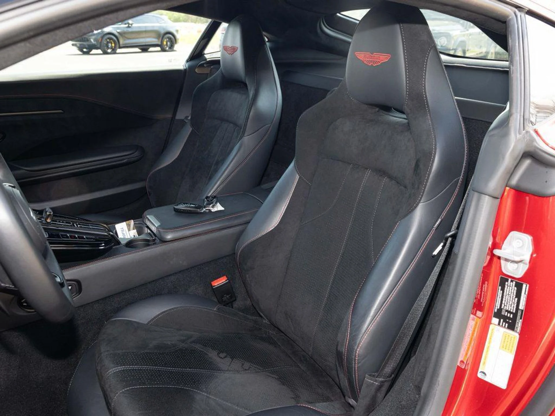 mph023_3069742594_504556717_69c7d5dfbe5600699b471ff3_e9050fb389