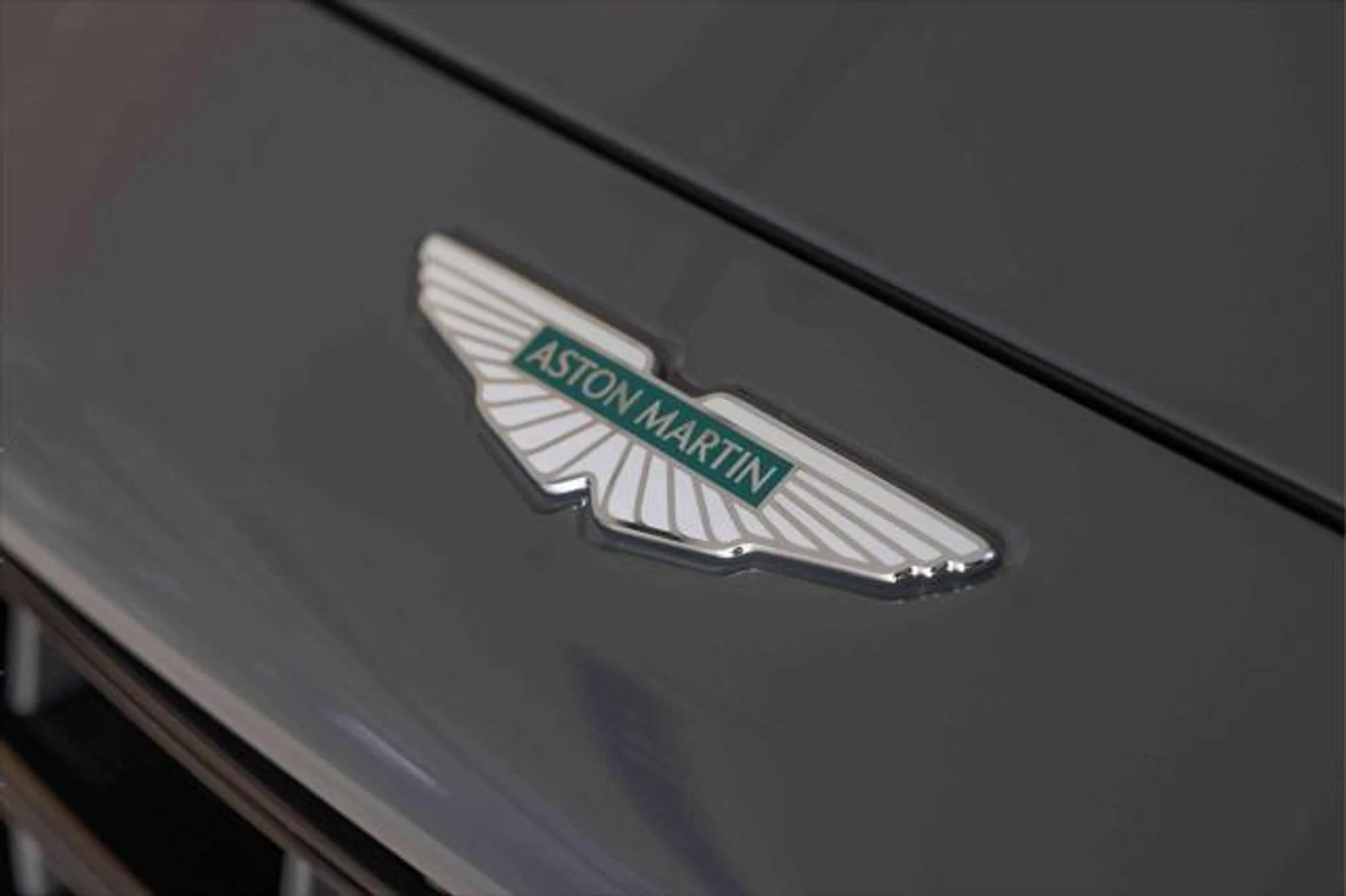 mph023_30727411_vi_F_OW_1_B_Ruu_DUF_1a_Ip_Akg_E_Bgd_TI_af89d45176