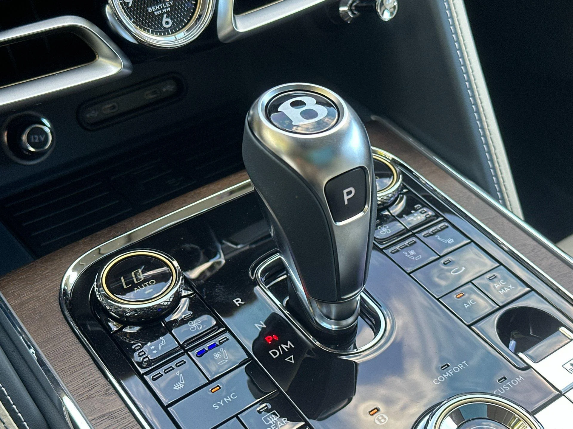 mph023_3080639400_New_2027_Bentley_Flying_Spur_1792838853_b335f37a47