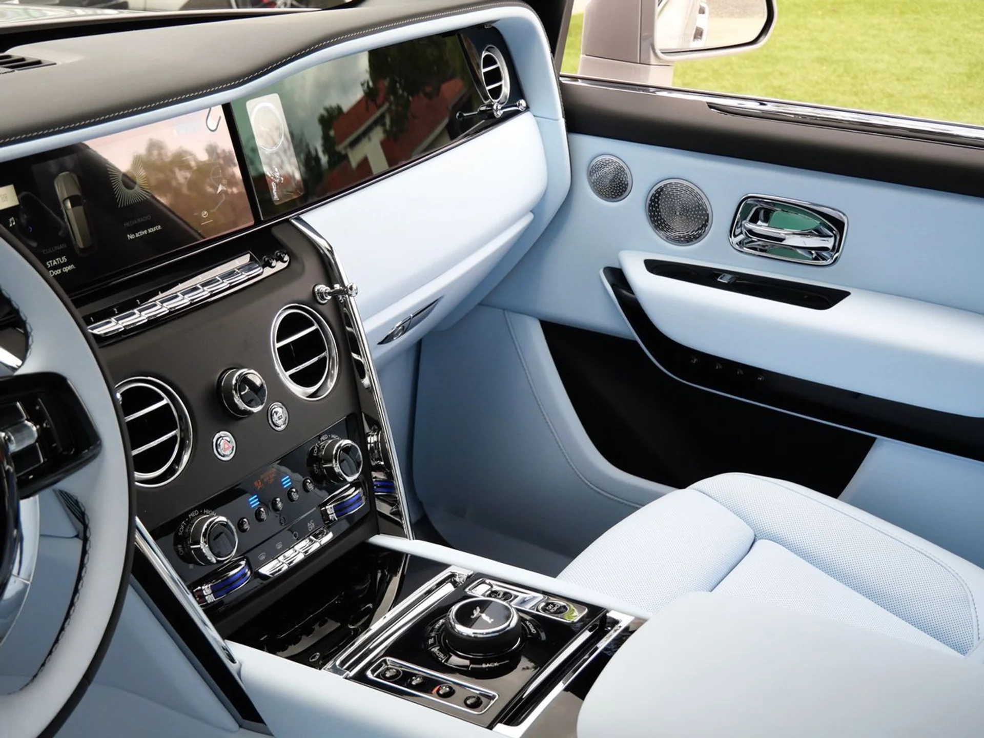 mph023_3083527534_3054994ce8b991b77b52f636acc25d22x_5970a37be8