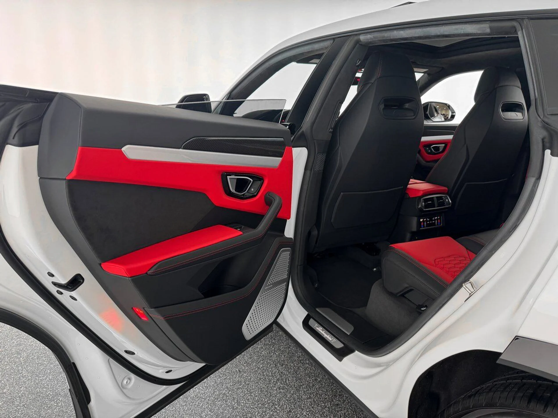 mph023_3095577743_9910464aa1fede635aef113394abba03_15b7c415d3