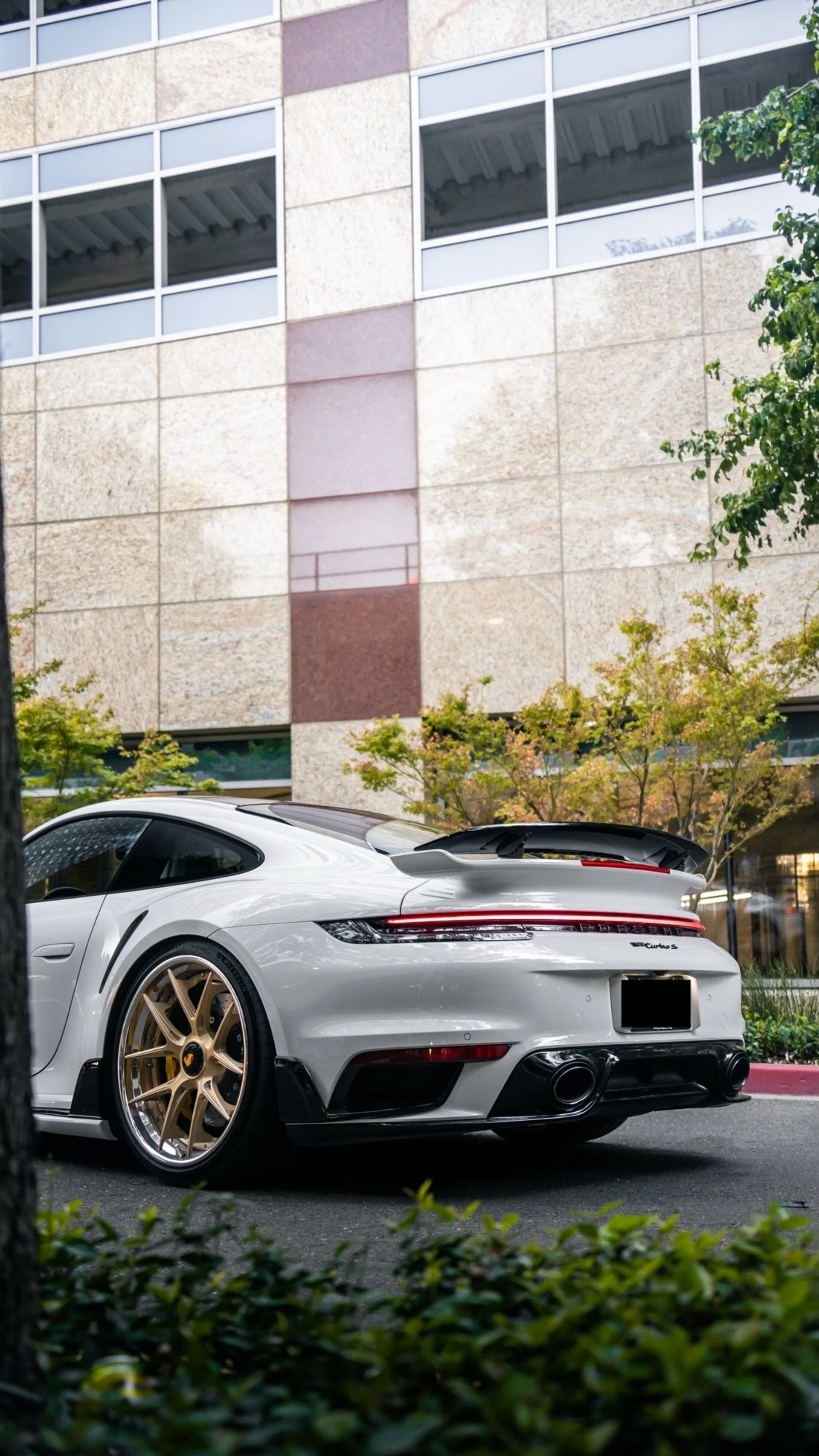 mph023_3095716070_Used_2022_Porsche_911_Turbo_S_1790876730_8c7306a17e