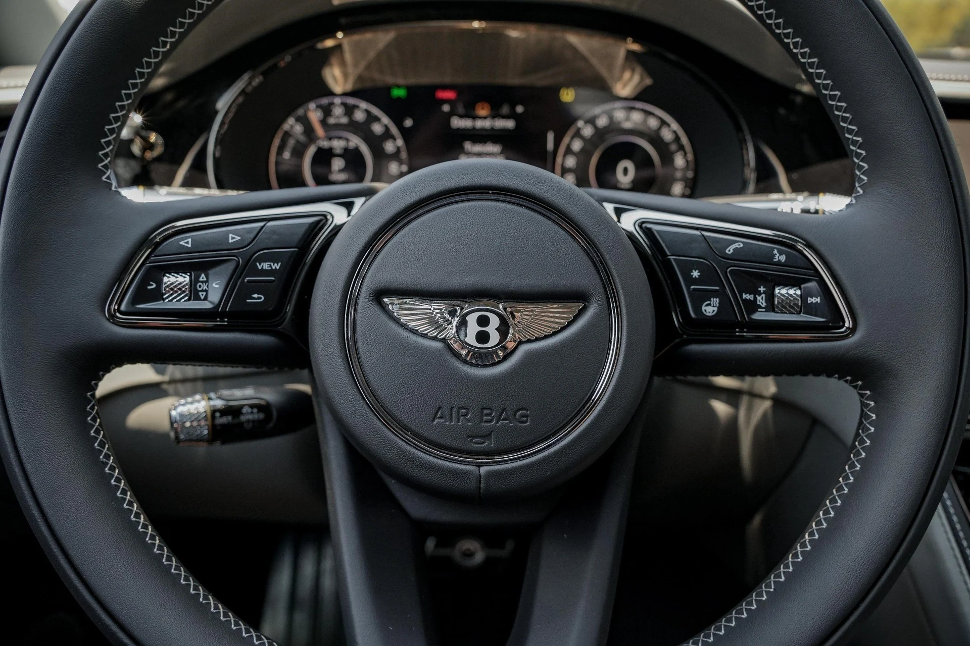 mph023_3096969240_Hi_Tech_Luxury_Imports_LLC_SCBBP_6_ZGXSC_023023_image_23_5da9d5a958