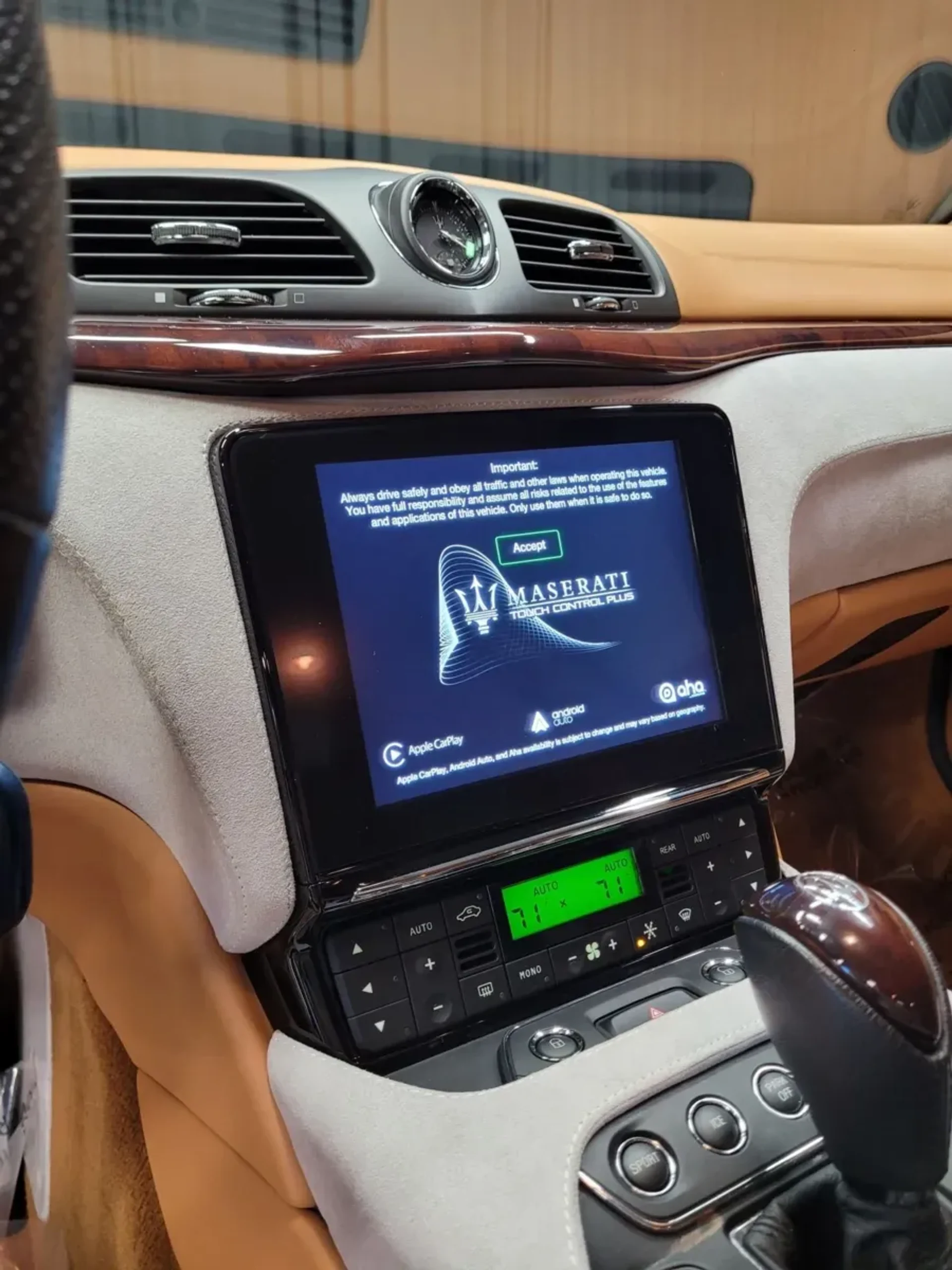 mph023_3097271626_924fe0d8_6016_4dee_8a52_a98772887ff0_41fe9f3881