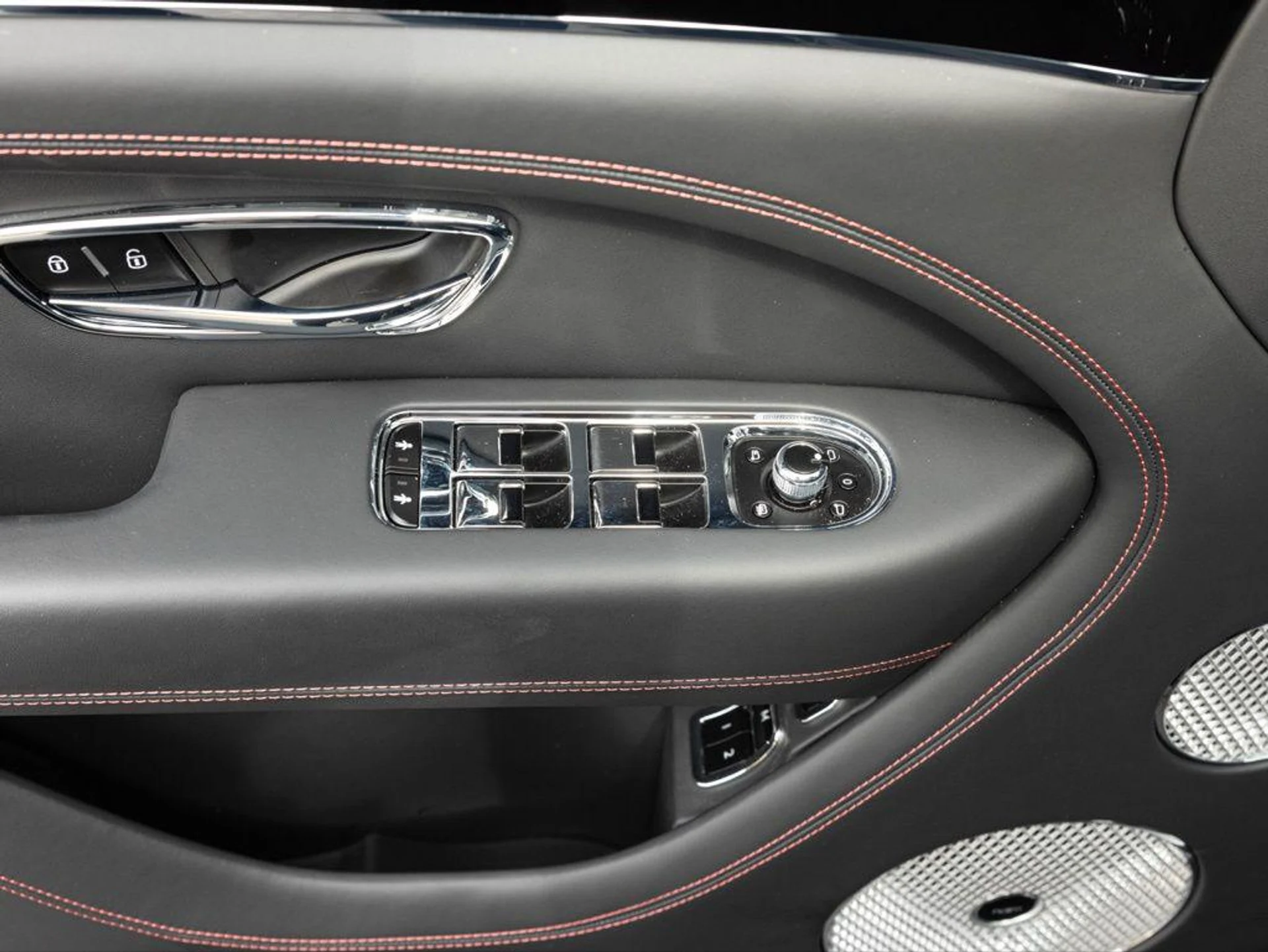 mph023_3099325817_497104613_69a1b7271e5607789028c3c9_5e4c81926a