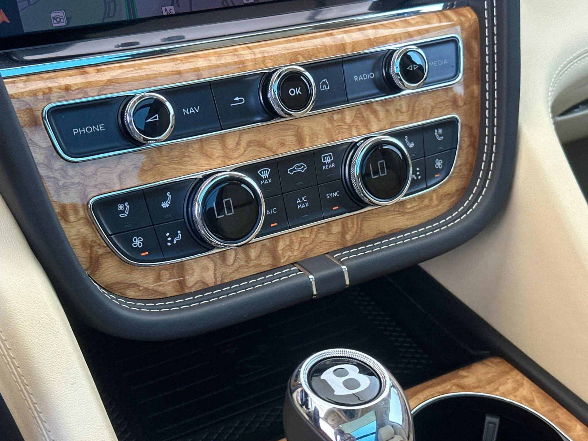 mph023_3110420526_Used_2023_Bentley_Bentayga_Azure_1782290865_78208d9801