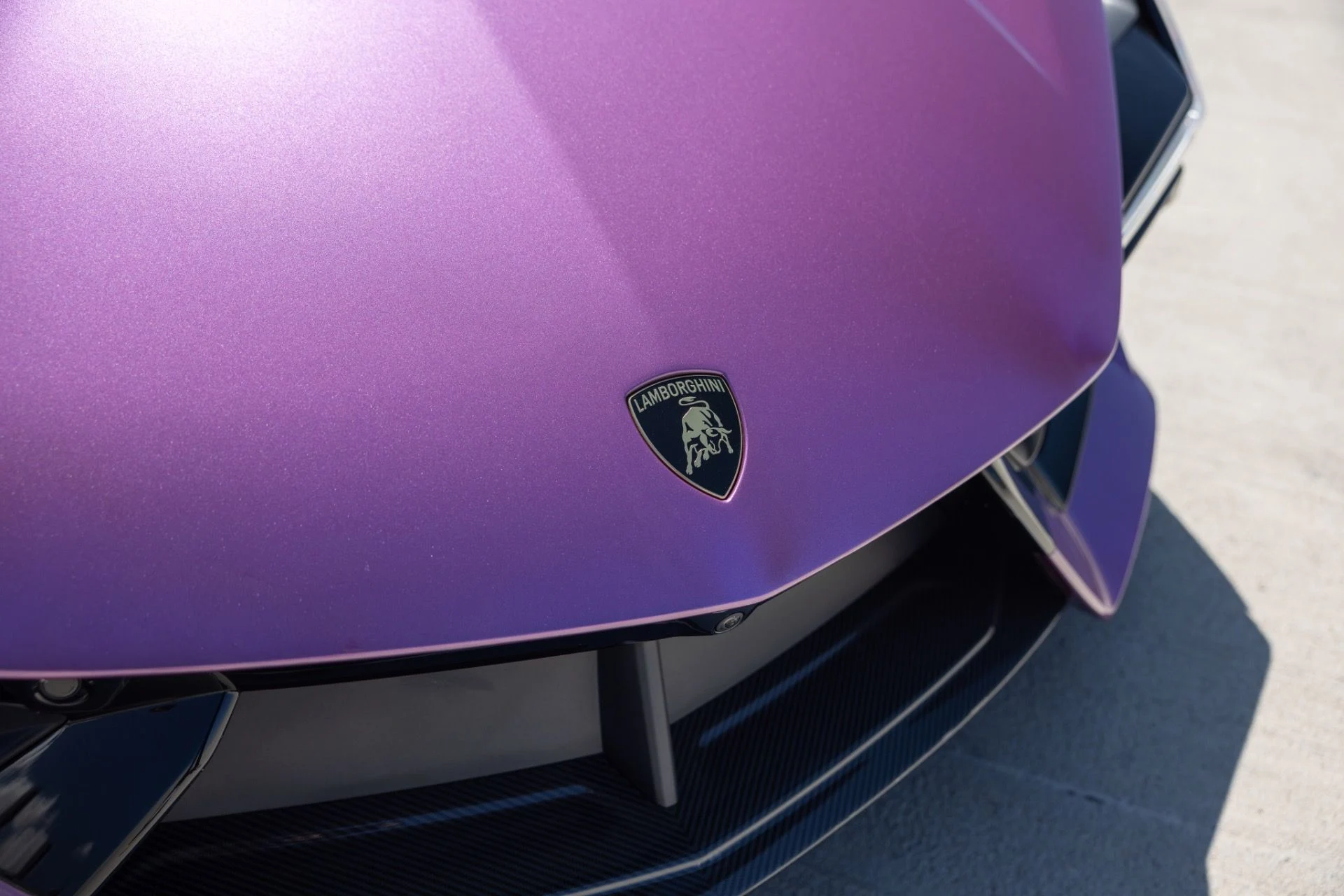 mph023_3111108271_Used_2026_Lamborghini_Revuelto_1788470491_10b692535c