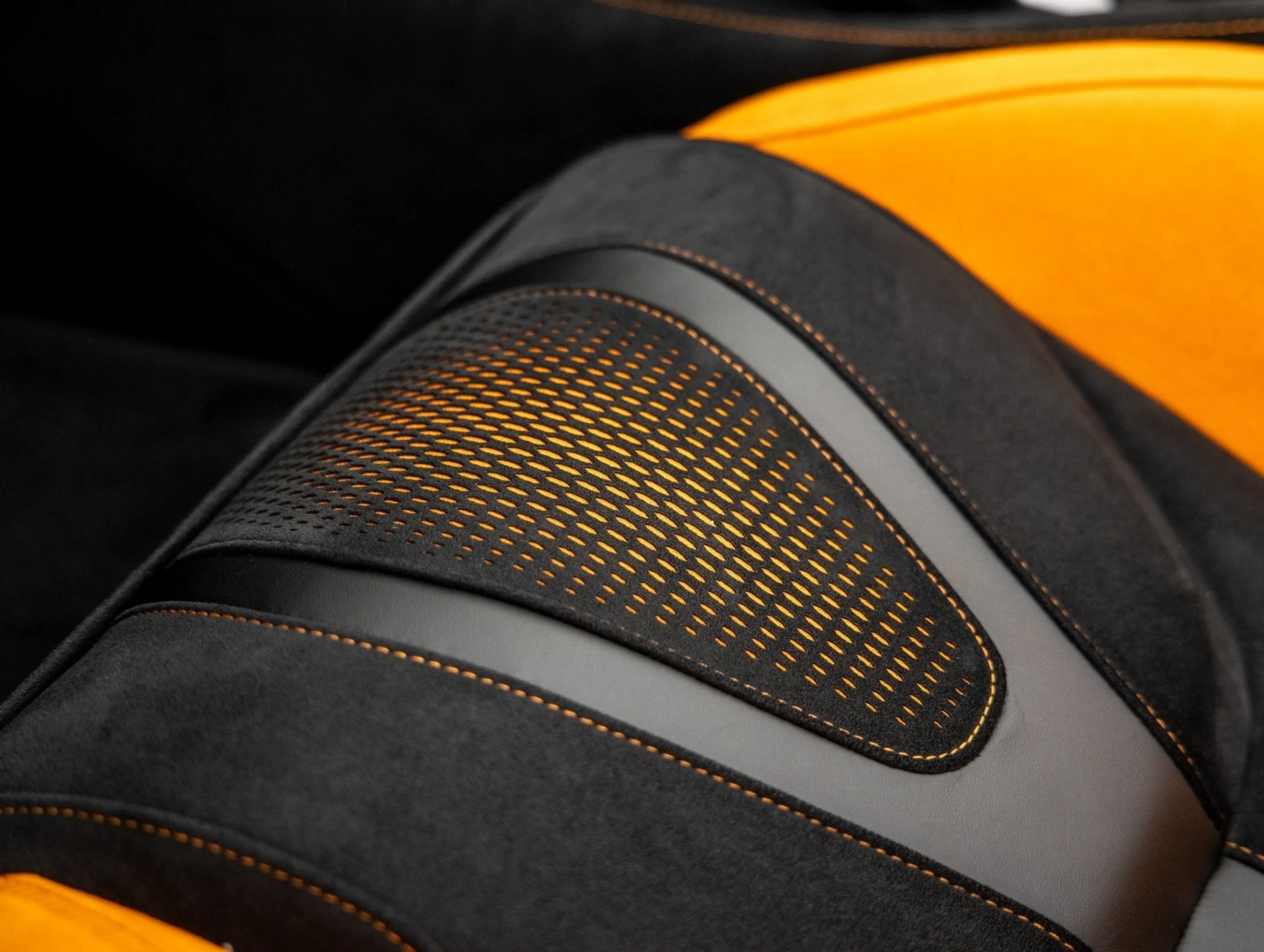 mph023_3115674860_24_5d6292171f