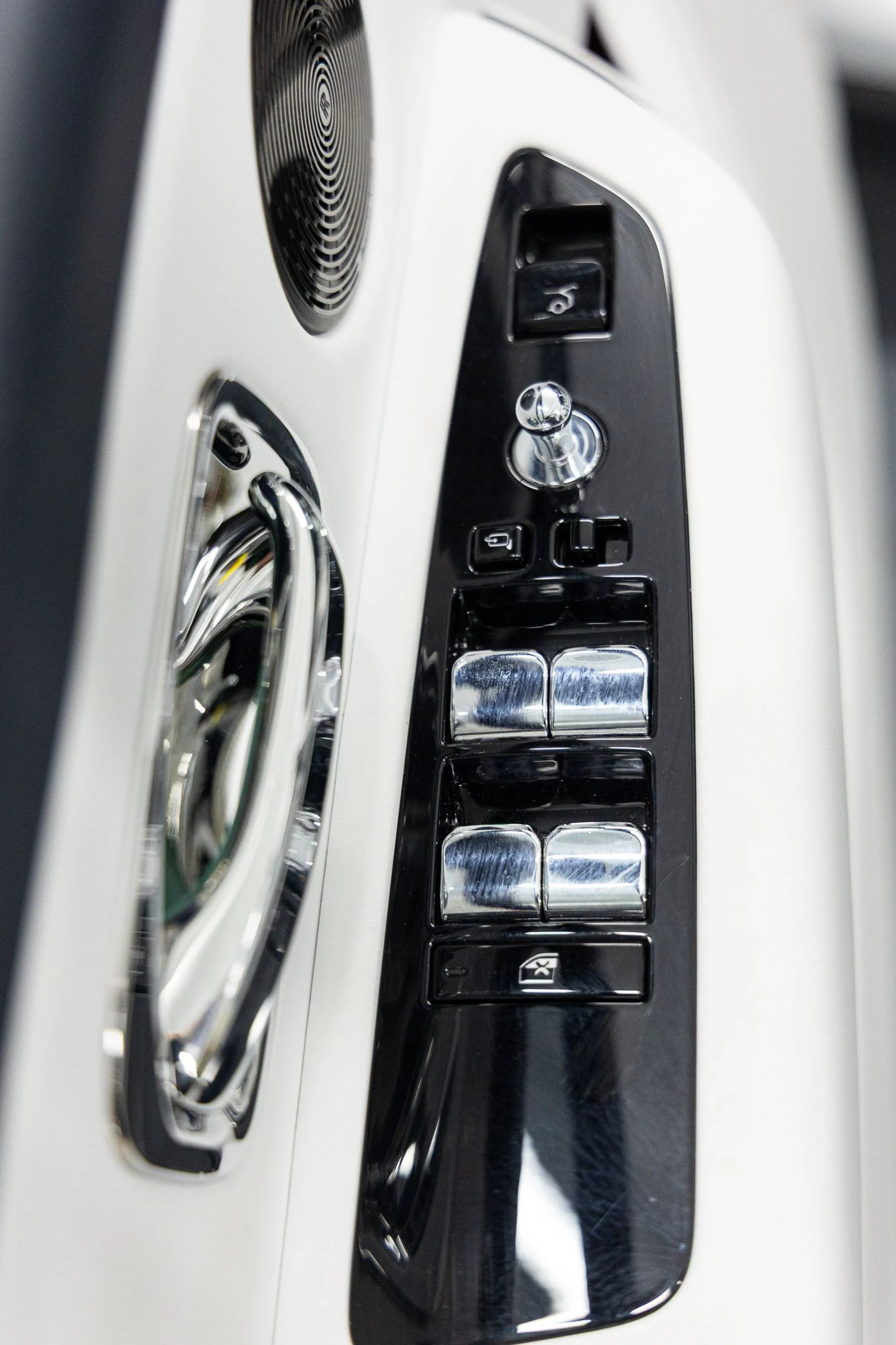 mph023_3121219078_b202a2fea806a00da2076abbd967f116x_af0e9f0275