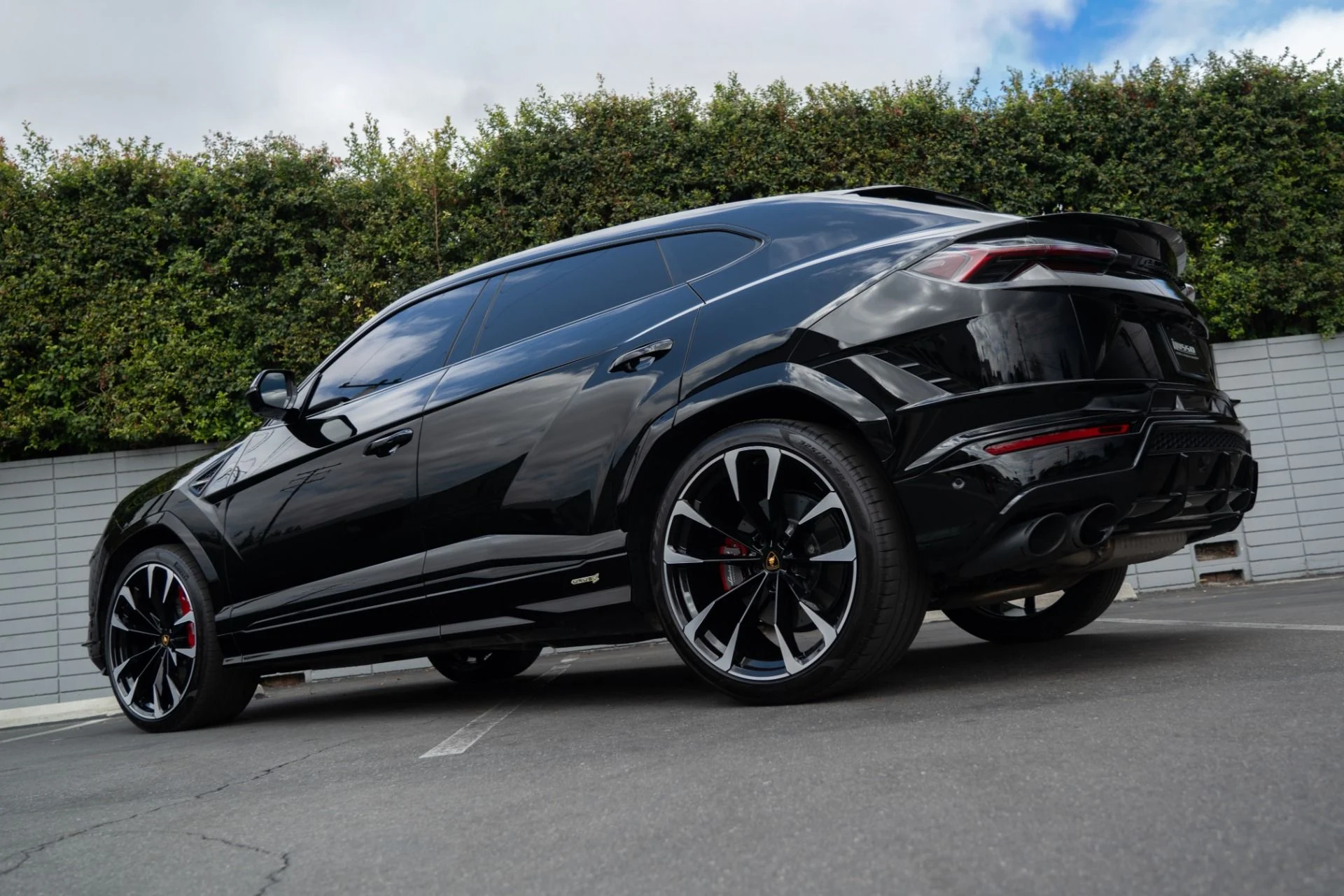 mph023_3121240457_Used_2024_Lamborghini_Urus_S_1757442368_0b777d0d1e