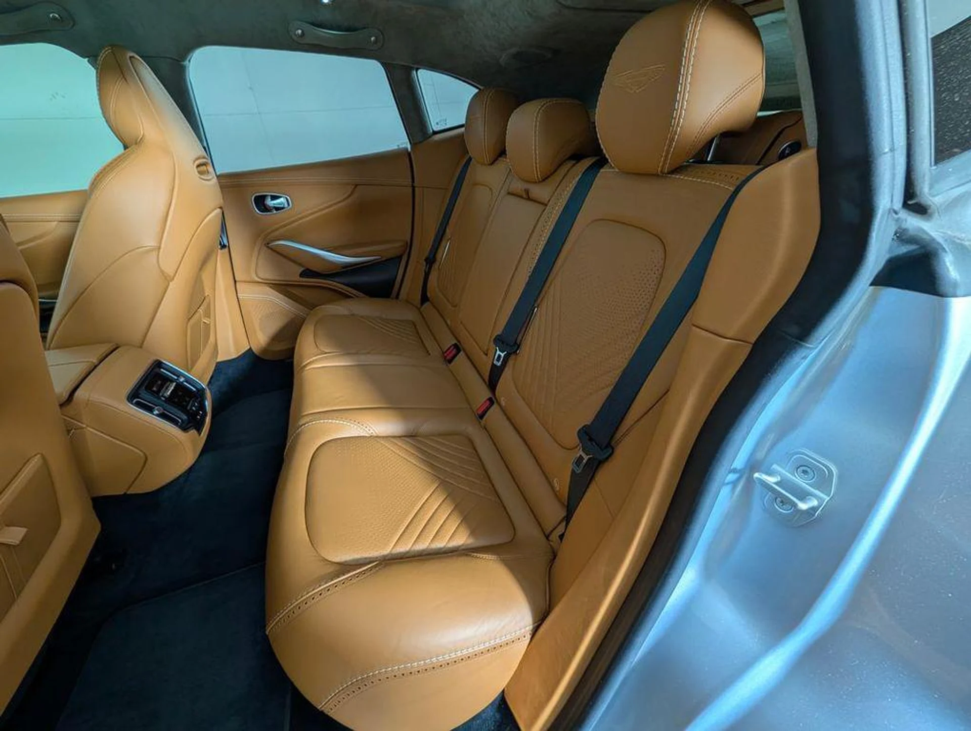 mph023_312889533_F_Bf_T7_Ks_Im_V4n_W3_J_Fc4_H_Ss_R_Zg_Mm_A_4511090151