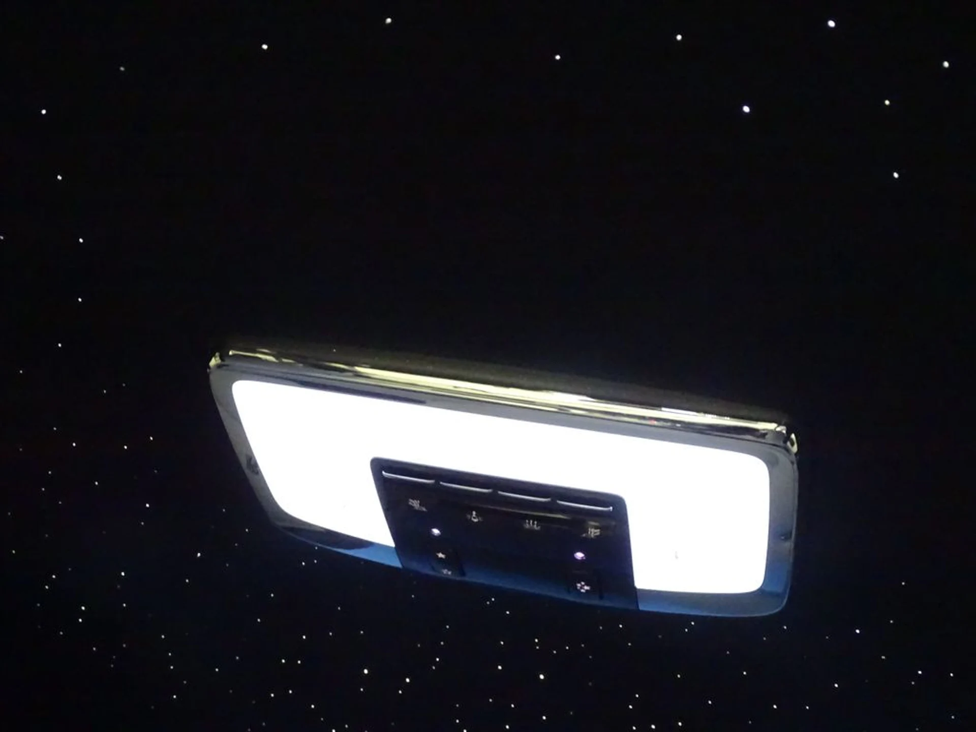 mph023_3131700932_69efc11a969fb07173216a44a5dc33d5x_634a0d8e28