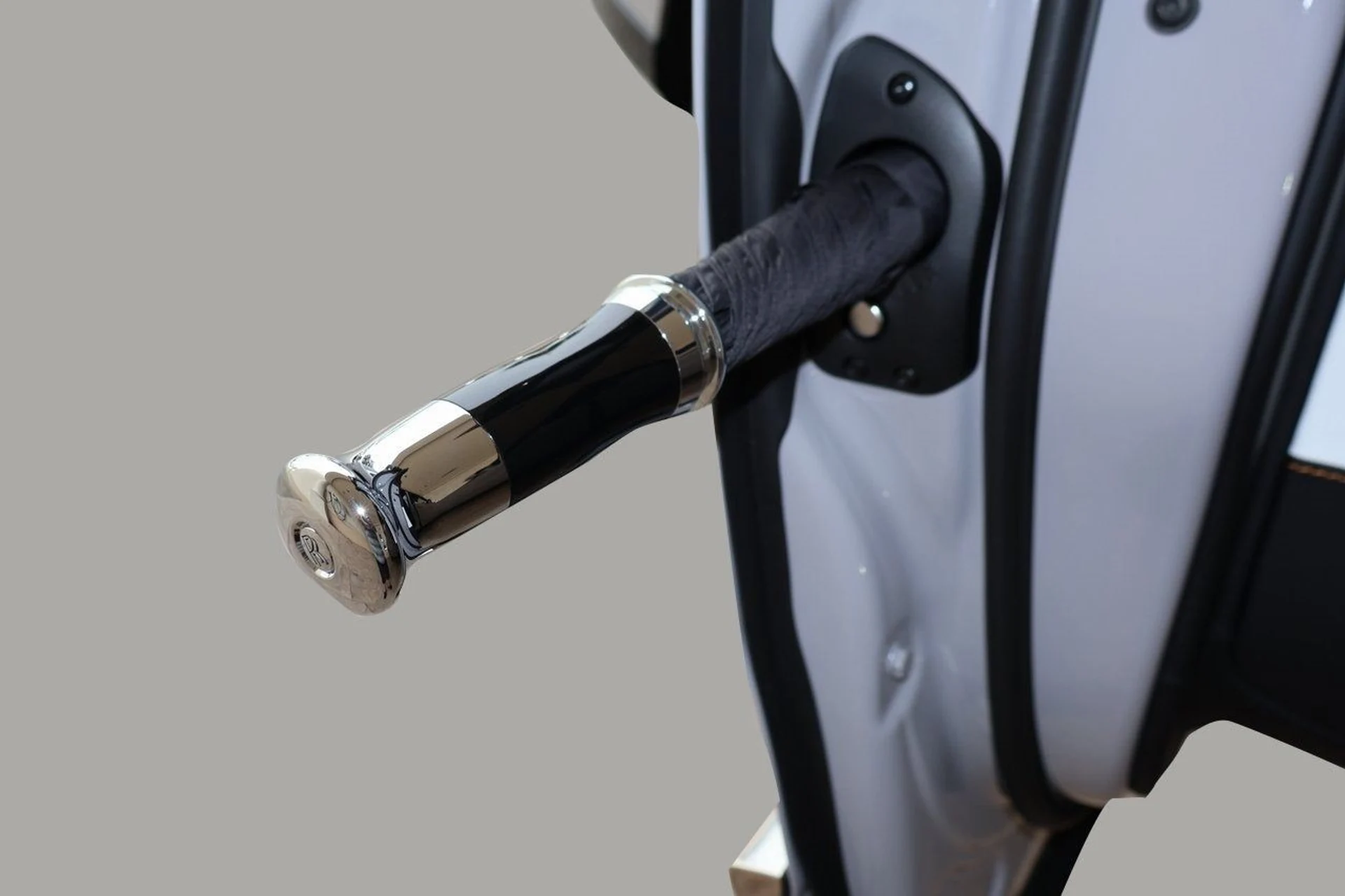 mph023_3137979008_24_041660696c