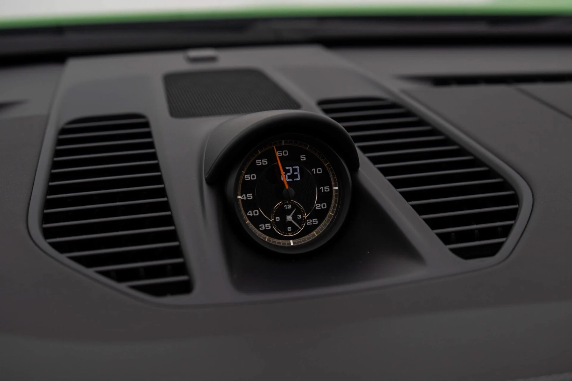 mph023_3140192995_Used_2019_Porsche_911_GT_3_RS_1774471166_2e315292f0