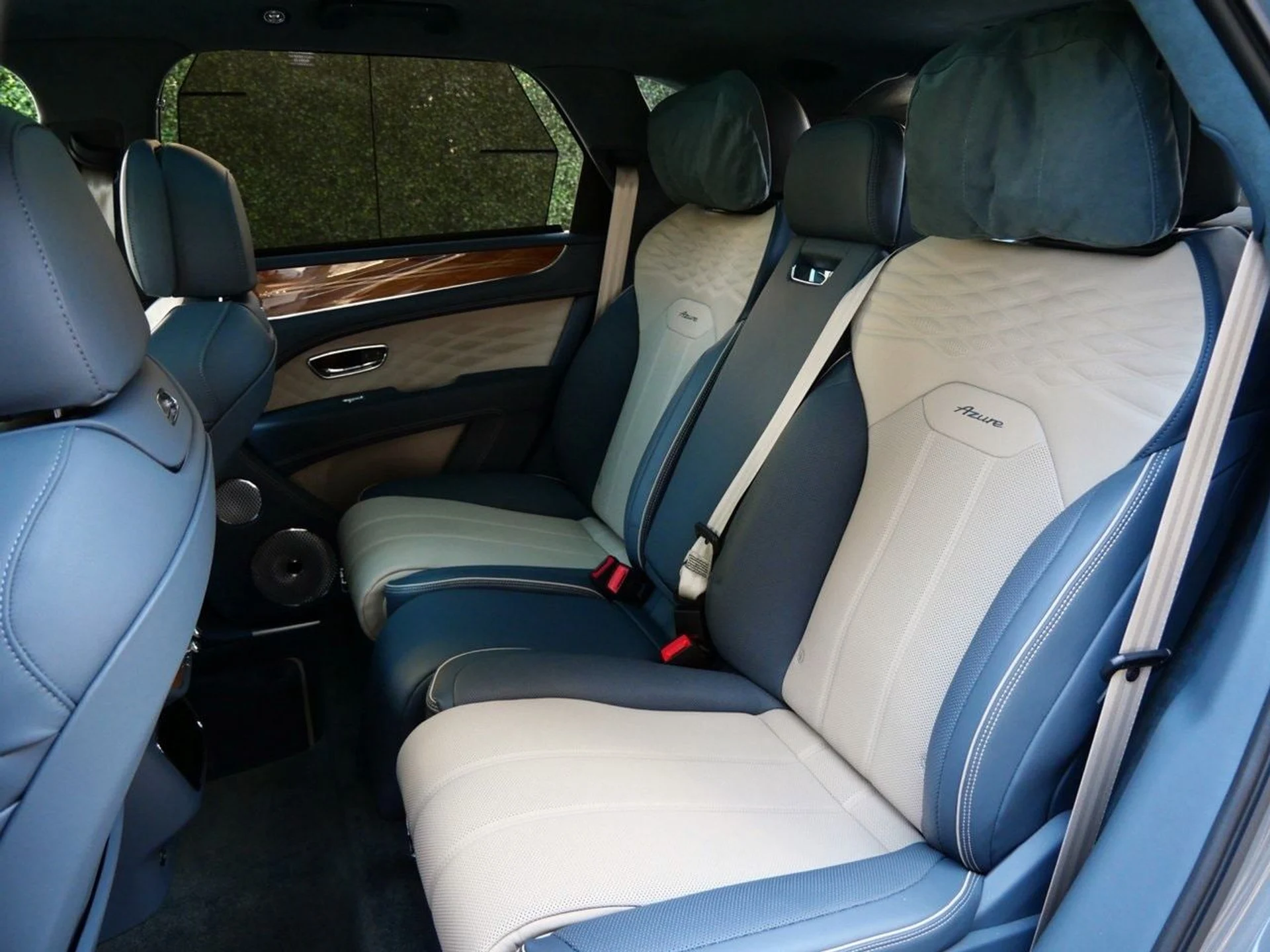 mph023_3140208404_55be305acd13c8ec9c6d37ce1db44582x_dd38faf4f8