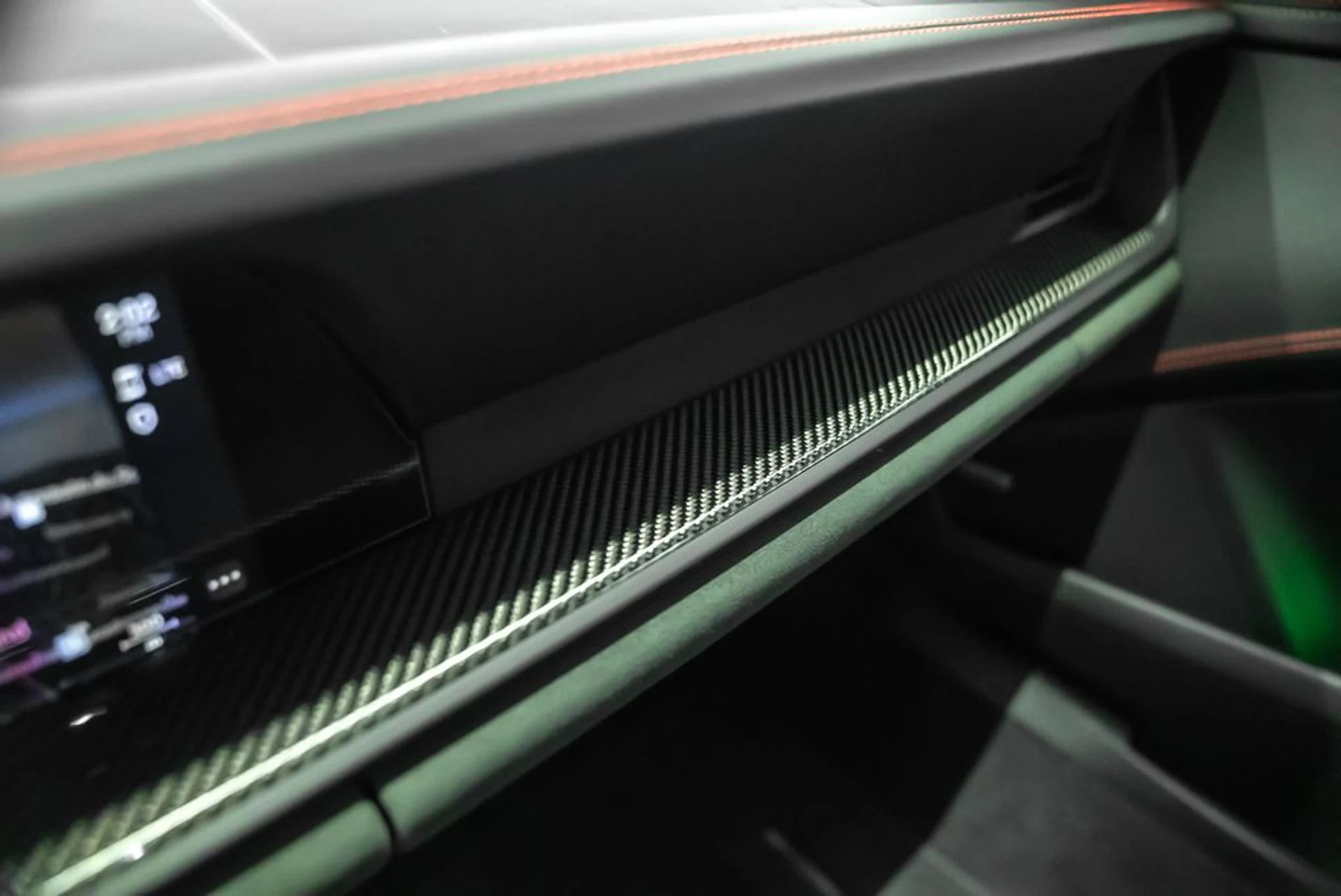 mph023_3145695183_porsche_911_2022_8c360e1a71