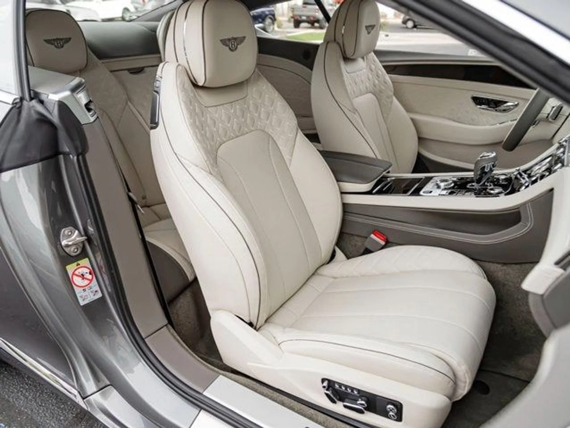 mph023_3147708281_24_b581f36f1d