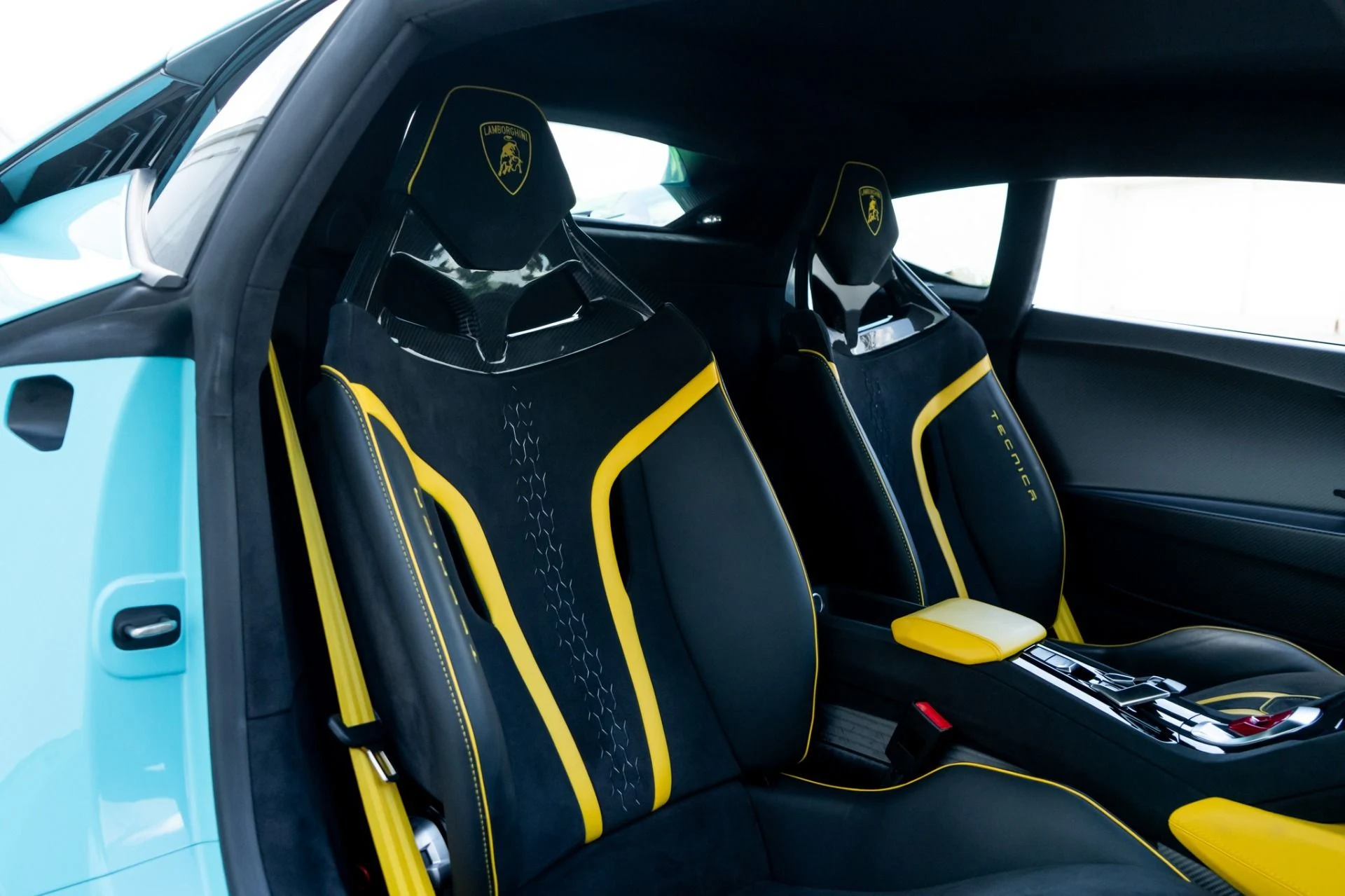 mph023_3153594835_Used_2023_Lamborghini_Huracan_Tecnica_1779493842_fe659494c9
