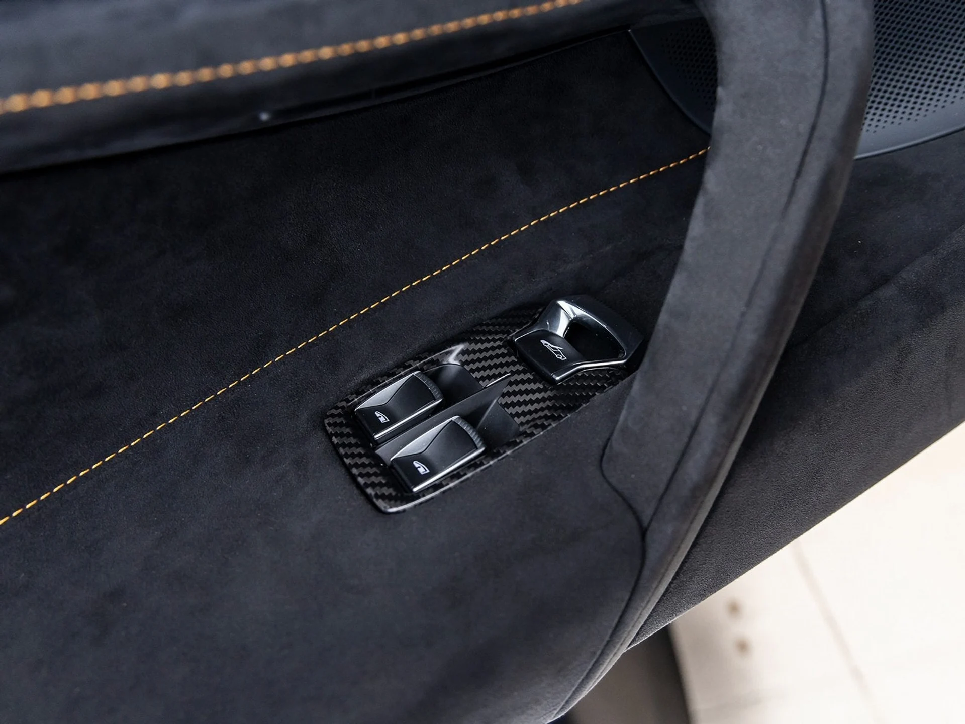 mph023_3157348339_24_bb709a952b