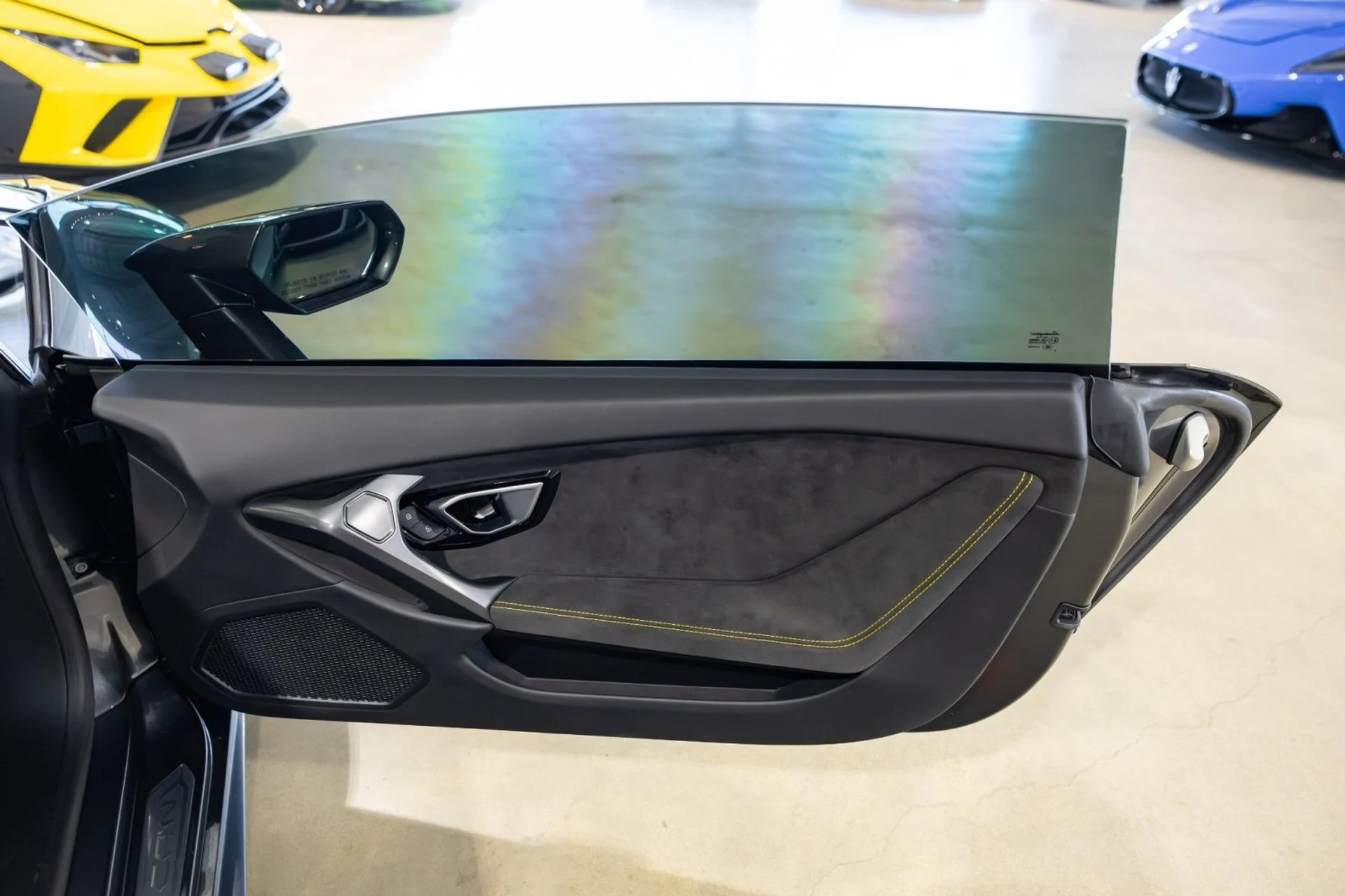 mph023_31613528_Lg_17effe3aa8