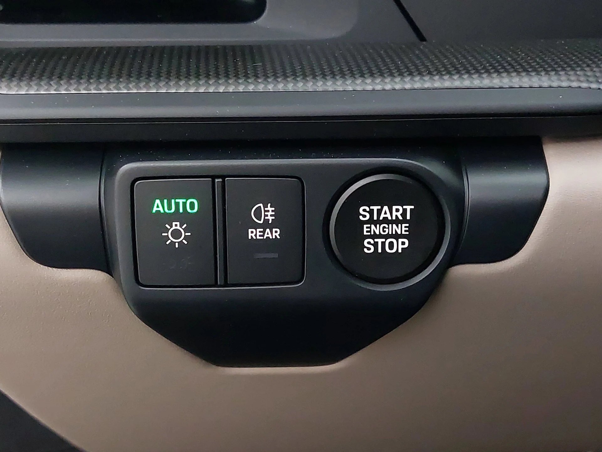 mph023_3164527085_04fbd37792fae42be7b903653ec00d22x_fb245f2d1b